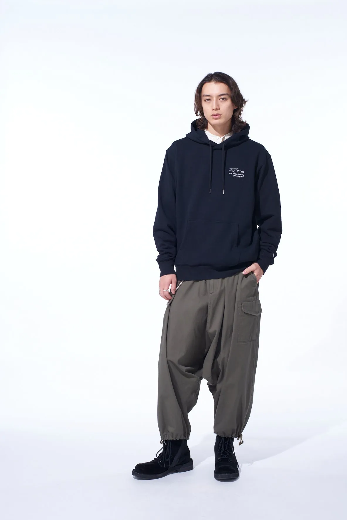 S'YTE × New Era LOGO PULLOVER HOODIE sold by Yohji Yamamoto product image thumbnail 2