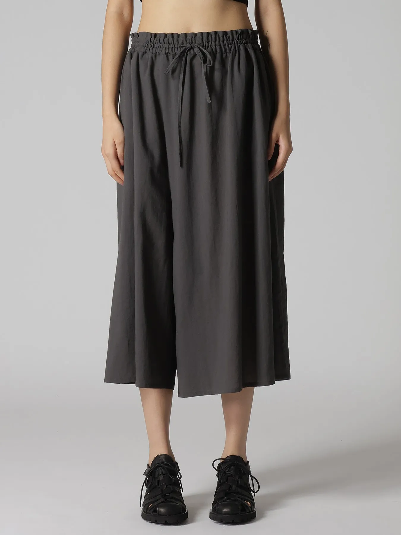 COTTON VOILE VIYELLA ASYMMETRIC GATHERED PANTS sold by Yohji Yamamoto product image thumbnail 4