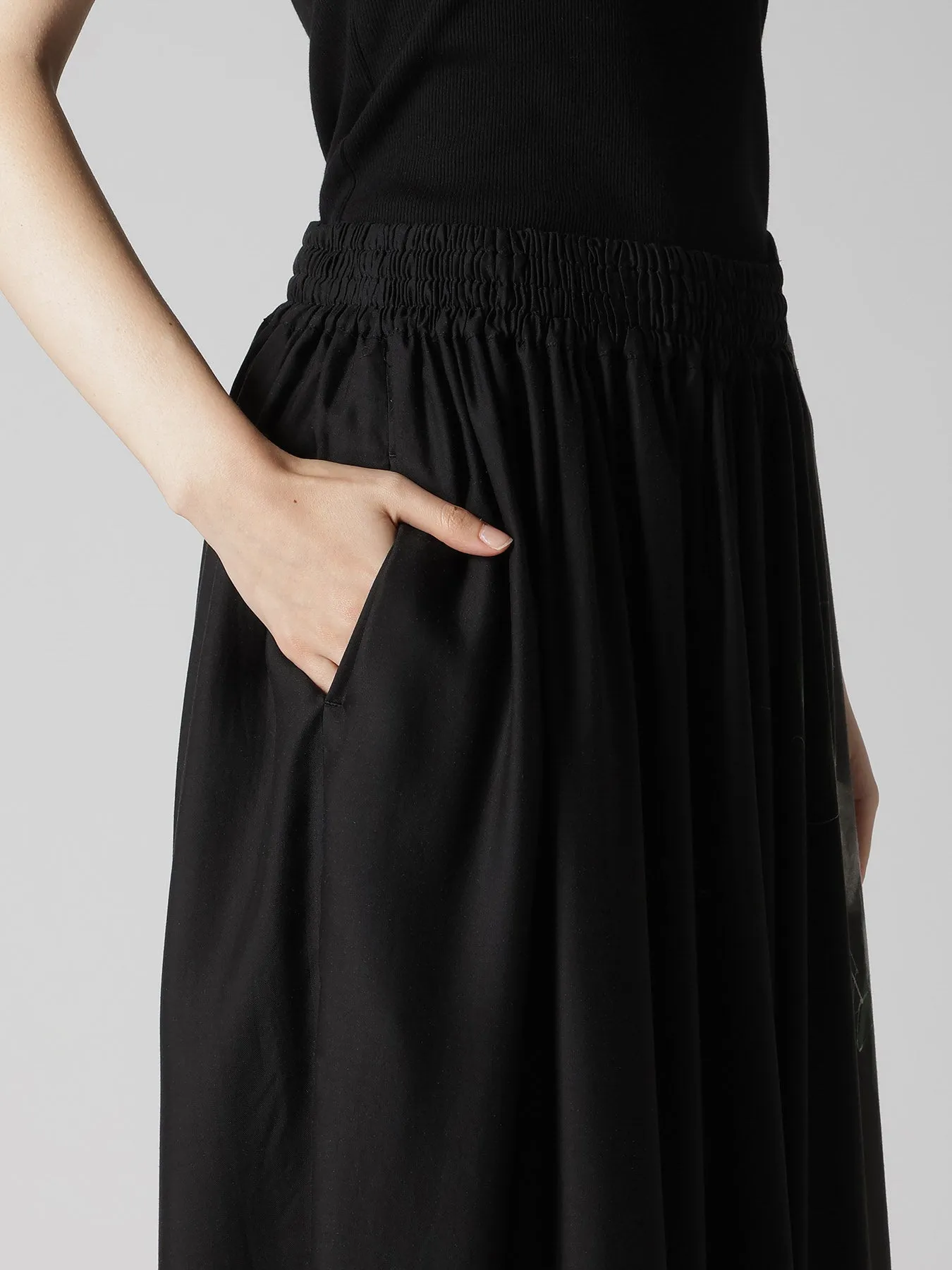 CU/DUNGAREE TWILL GATHERED PANTS sold by Yohji Yamamoto product image thumbnail 5