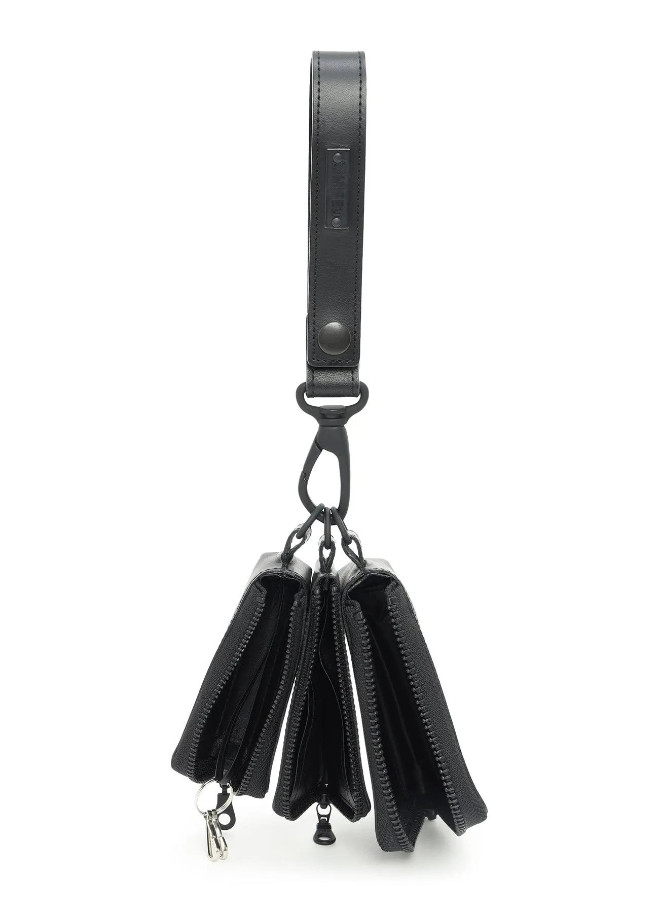 MATTE STEER LEATHER 3LAYERS POUCH sold by Yohji Yamamoto product image thumbnail 5