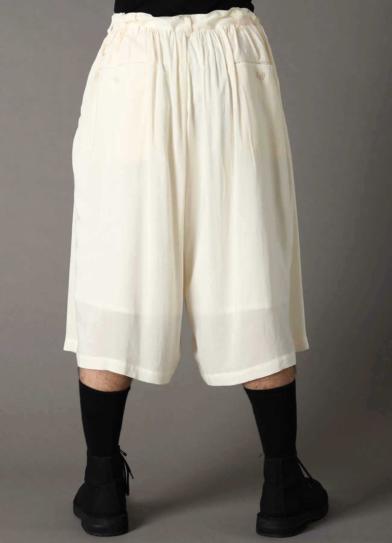 SPUNLAWN HALF PANTS sold by Yohji Yamamoto product image thumbnail 5