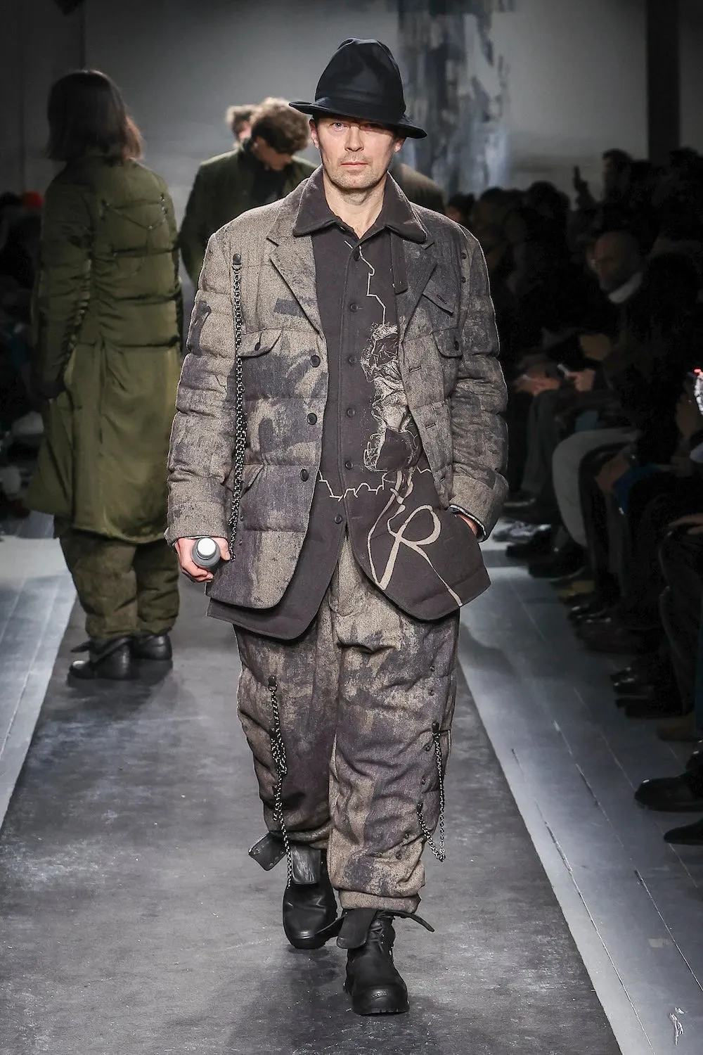WOOL TWEED GUSSET COLLAR PADDED BLOUSE sold by Yohji Yamamoto product image thumbnail 2