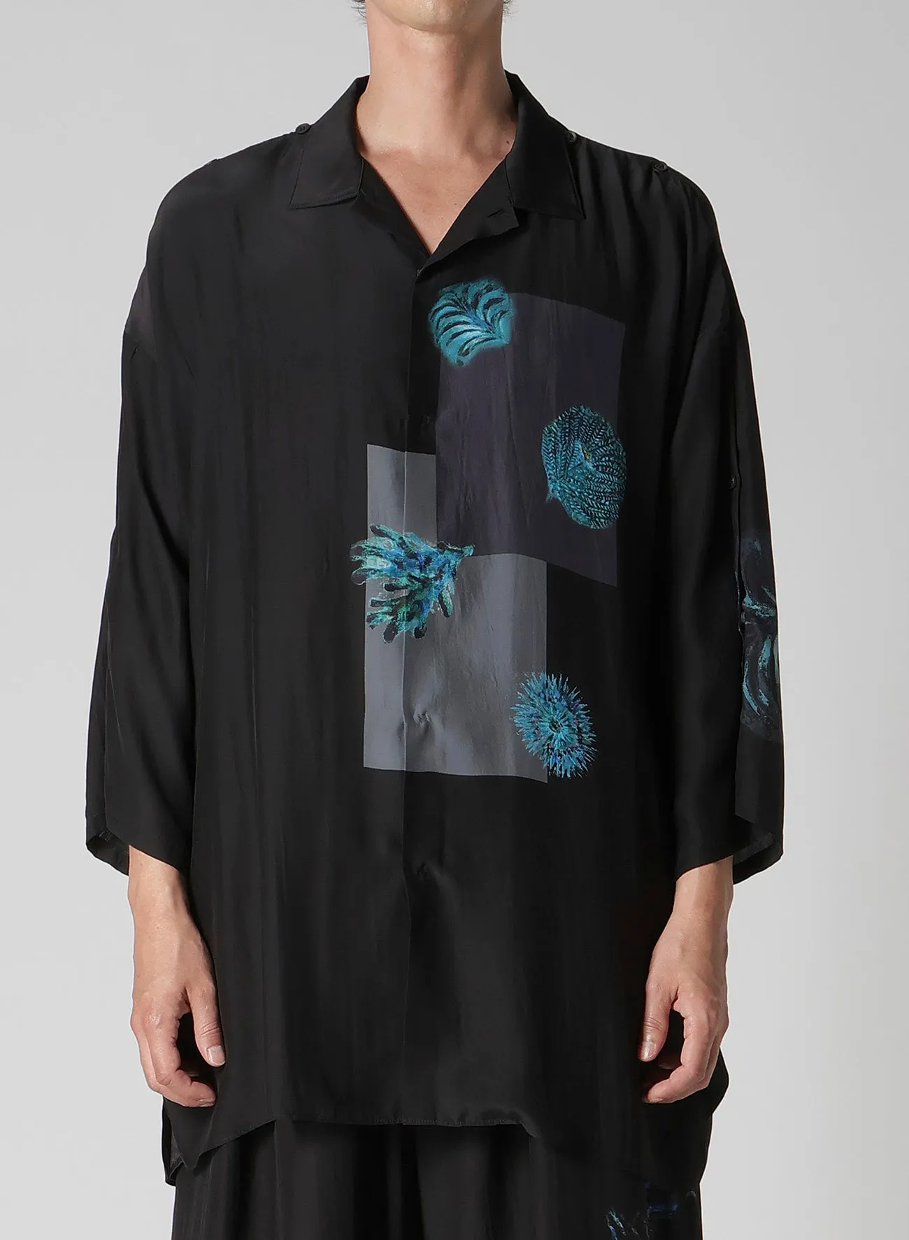 SEA CREATURE PRINTED SHOULDER OPNED BLOUSE sold by Yohji Yamamoto product image thumbnail 3