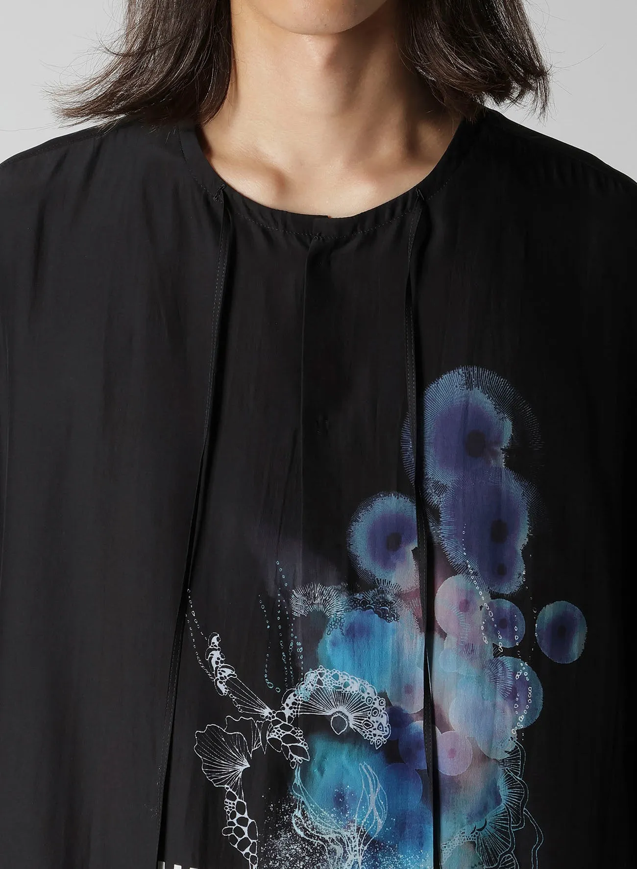 CORAL WATERCOLOR BLACK GUESSETED SHORT SLEEVE B/ BK CORAL sold by Yohji Yamamoto product image thumbnail 3