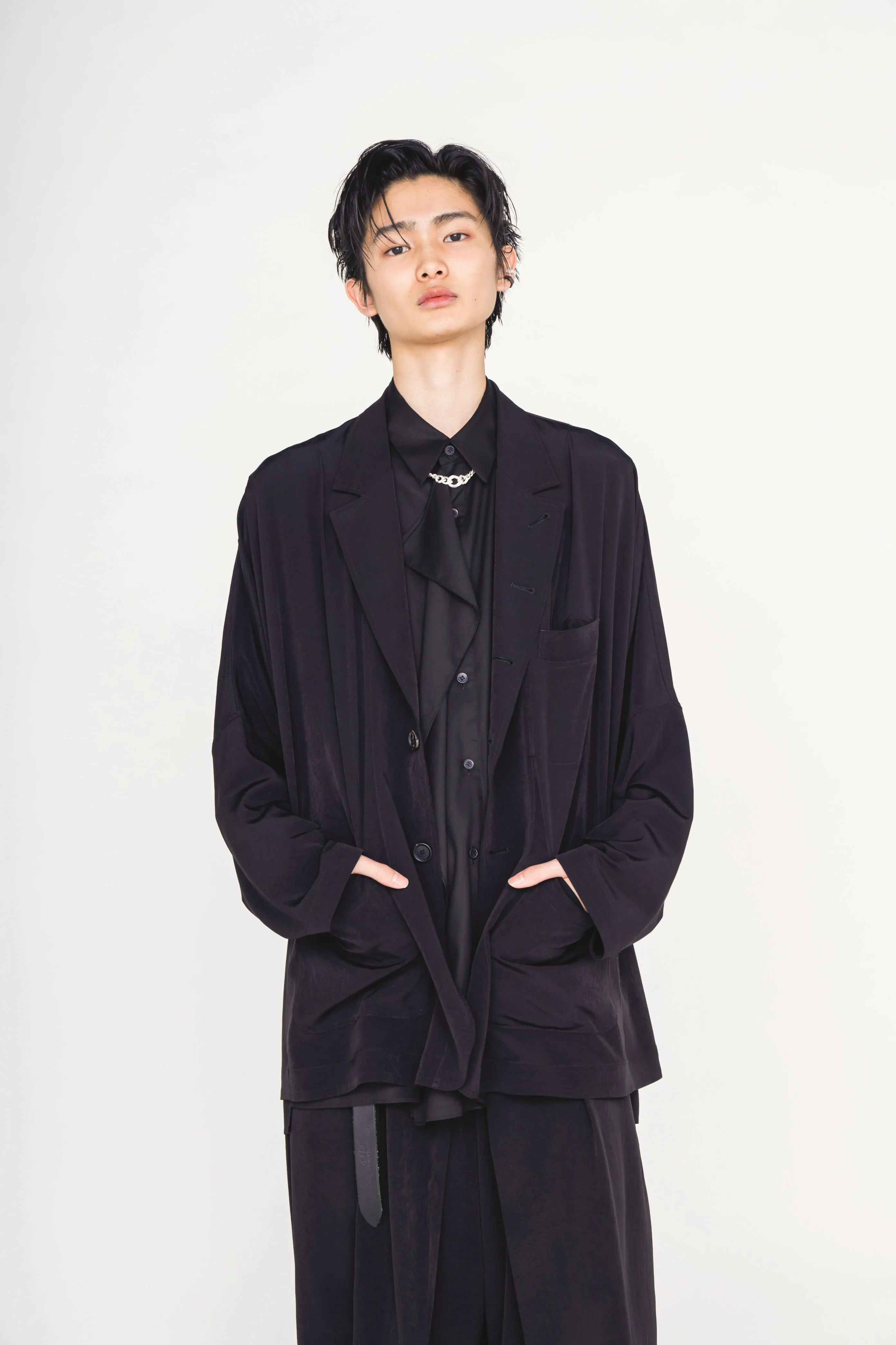 CREPE de CHINE RAGLAN SLEEVE JACKET sold by Yohji Yamamoto product image thumbnail 5