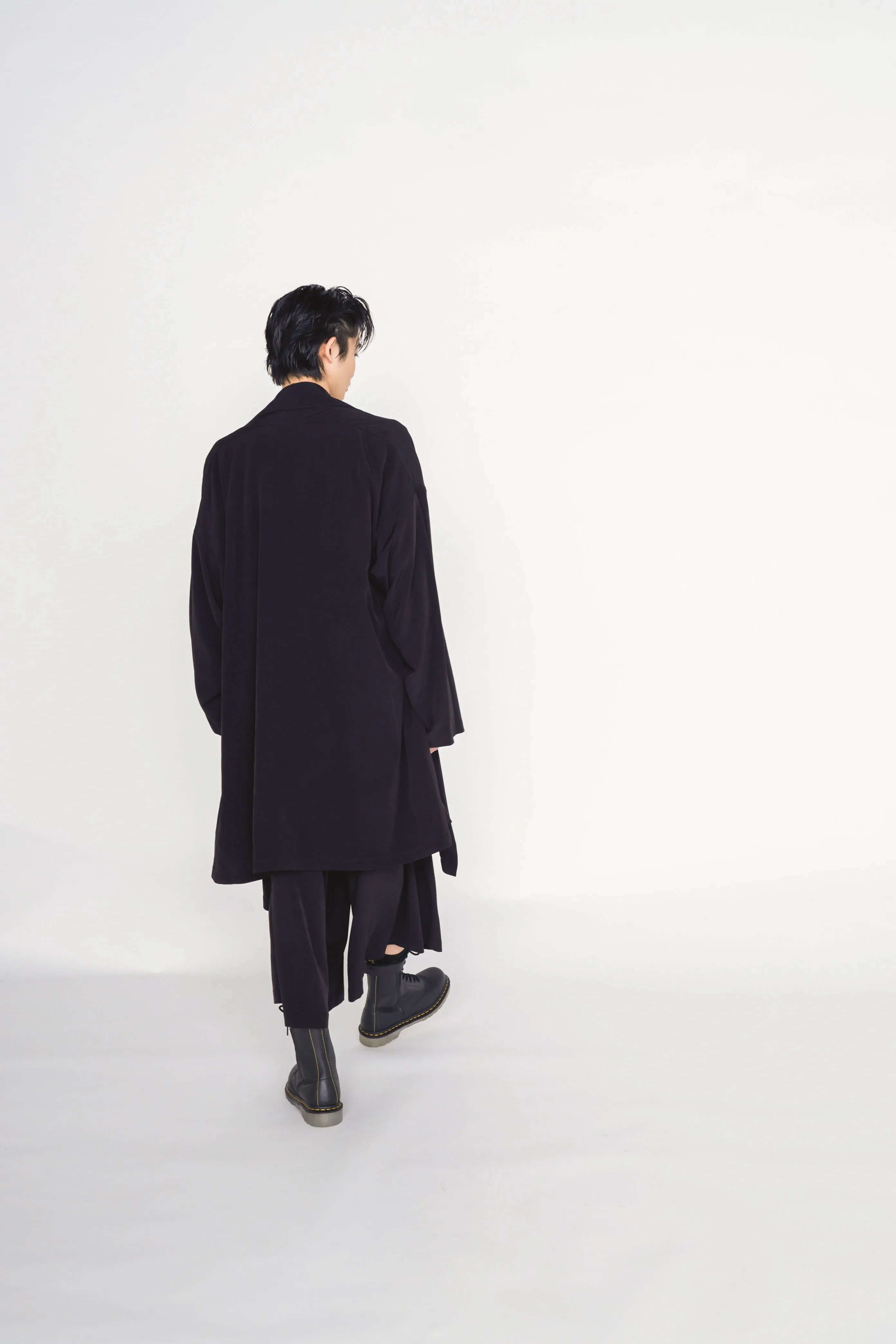 CREPE de CHINE DRAPE COAT sold by Yohji Yamamoto product image thumbnail 4