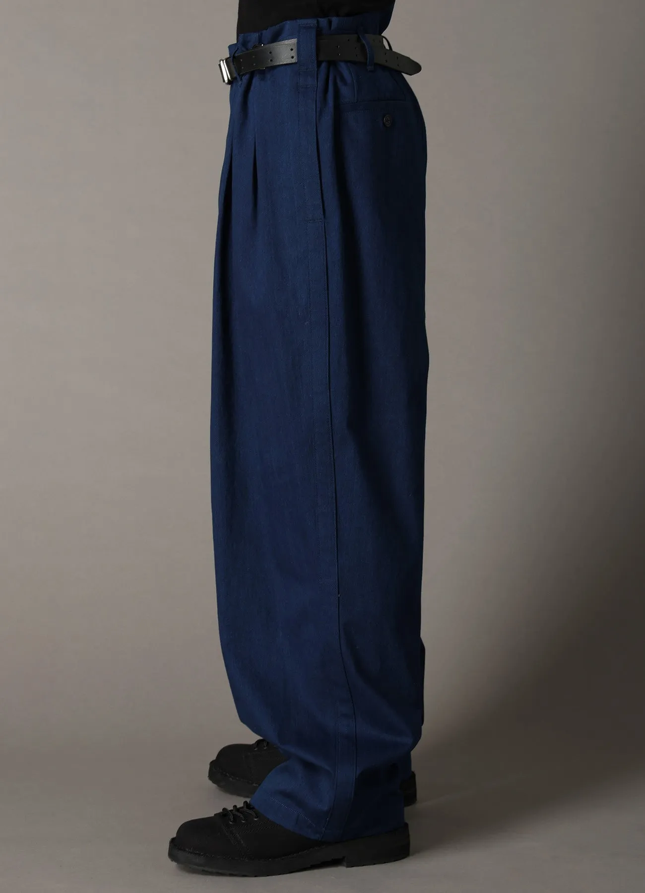 COTTON INDIGO TWILL 2-TUCK PANTS sold by Yohji Yamamoto product image thumbnail 4