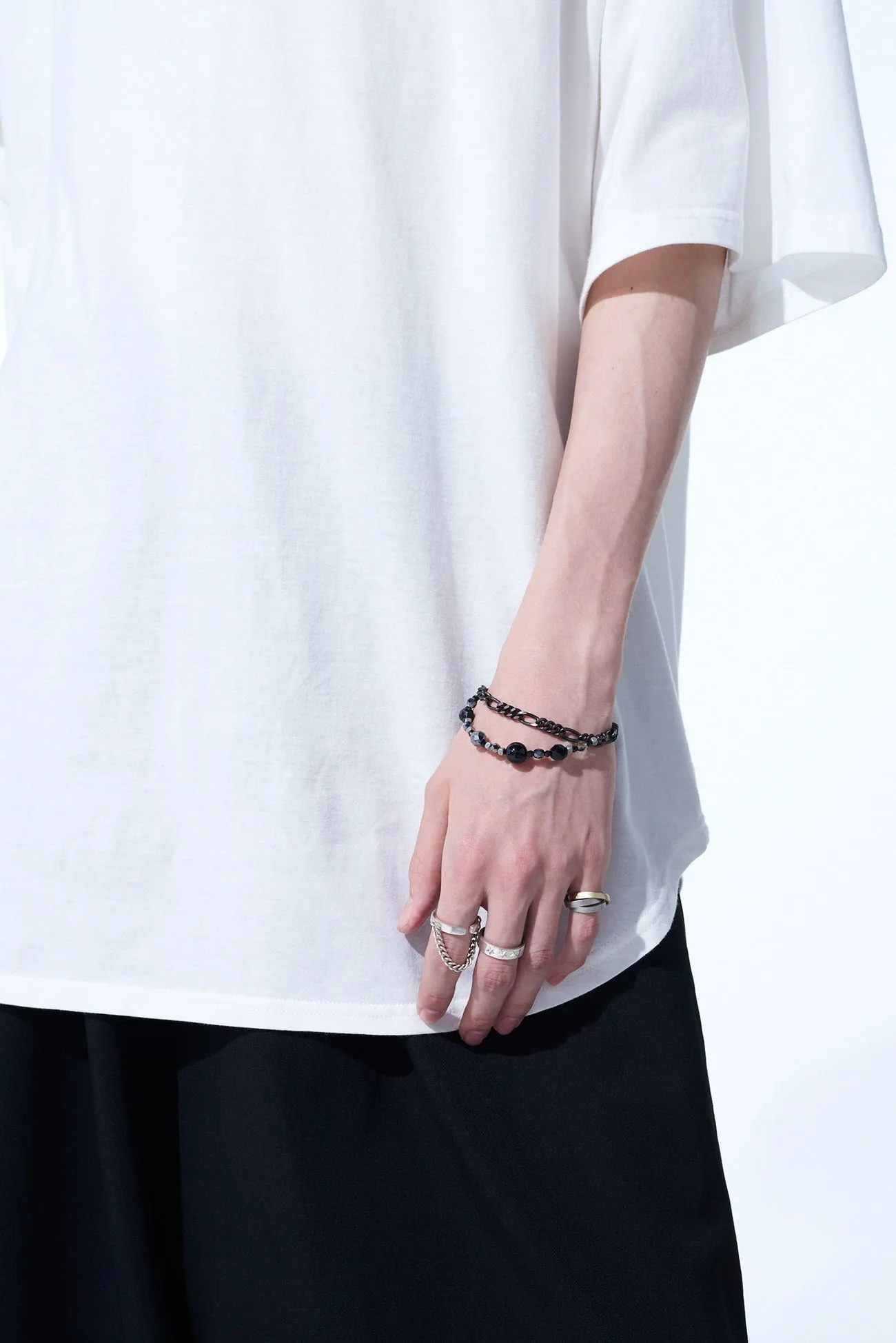 BLACK ONYX + GLASS BEADS BRASS BRACELET sold by Yohji Yamamoto product image thumbnail 2