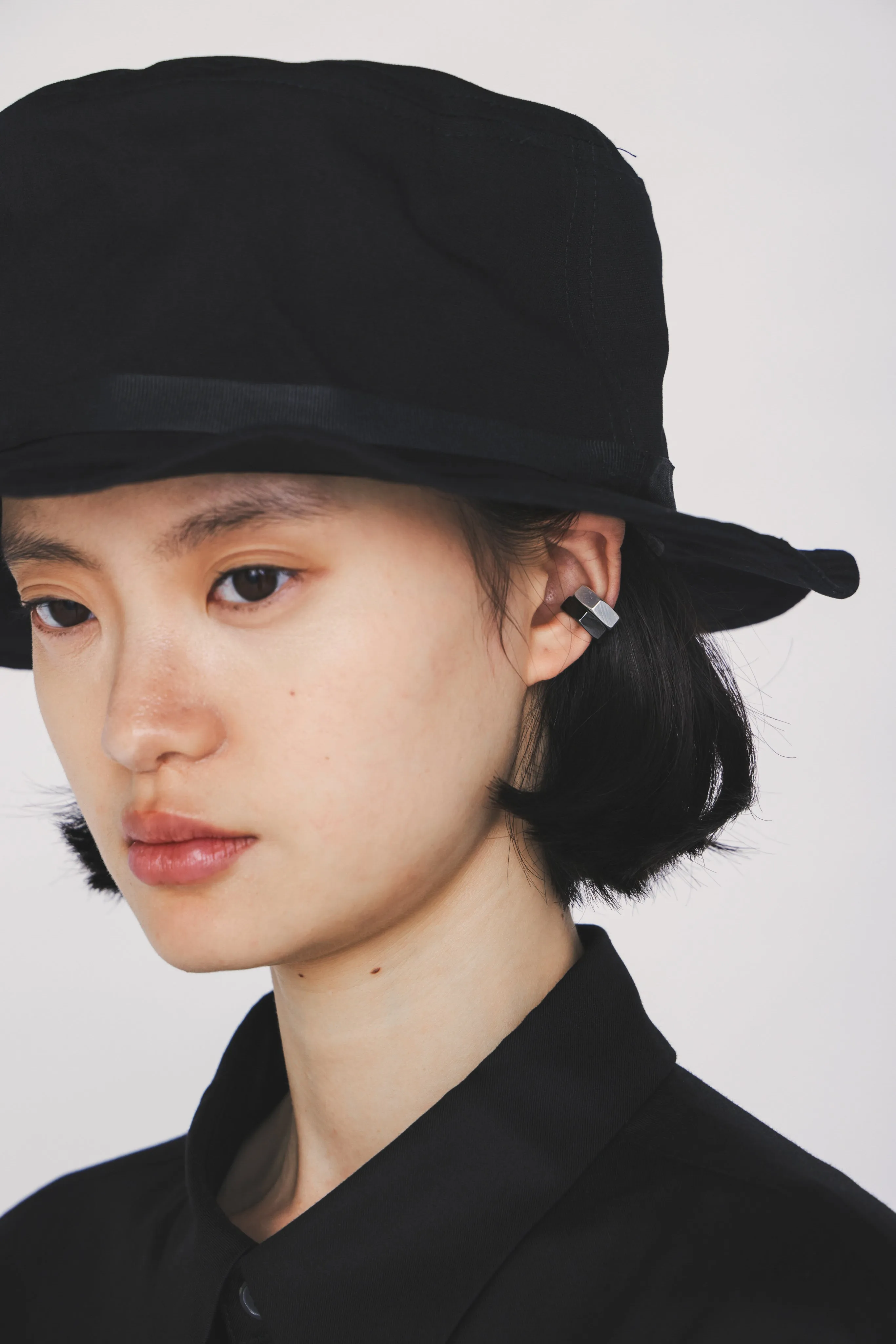 BRASS NUT EAR CUFF sold by Yohji Yamamoto product image thumbnail 3