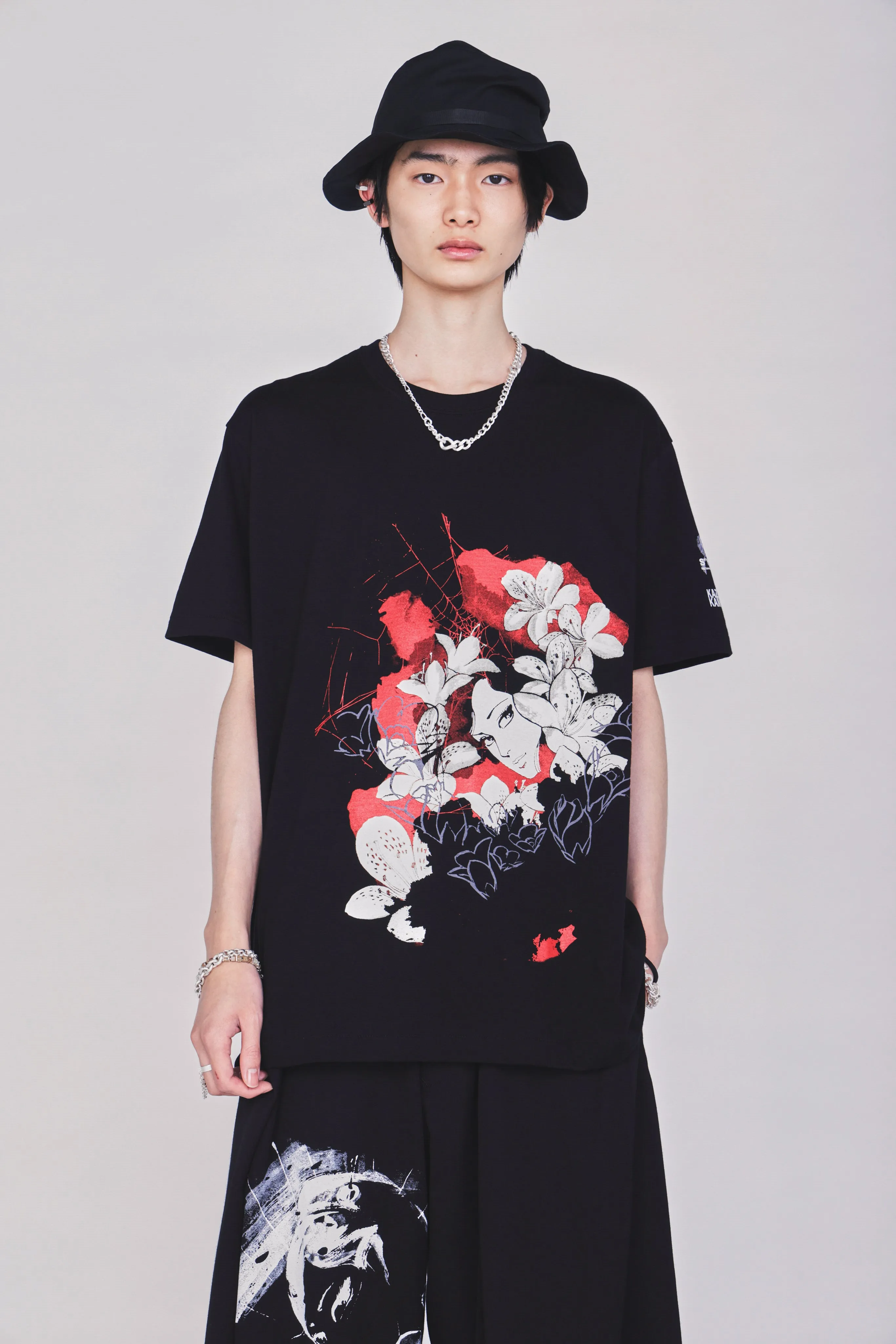 S'YTE X KAZUO KAMIMURA-SEISHUN YOKOCHO PRINT T-SHIRT sold by Yohji Yamamoto product image thumbnail 5