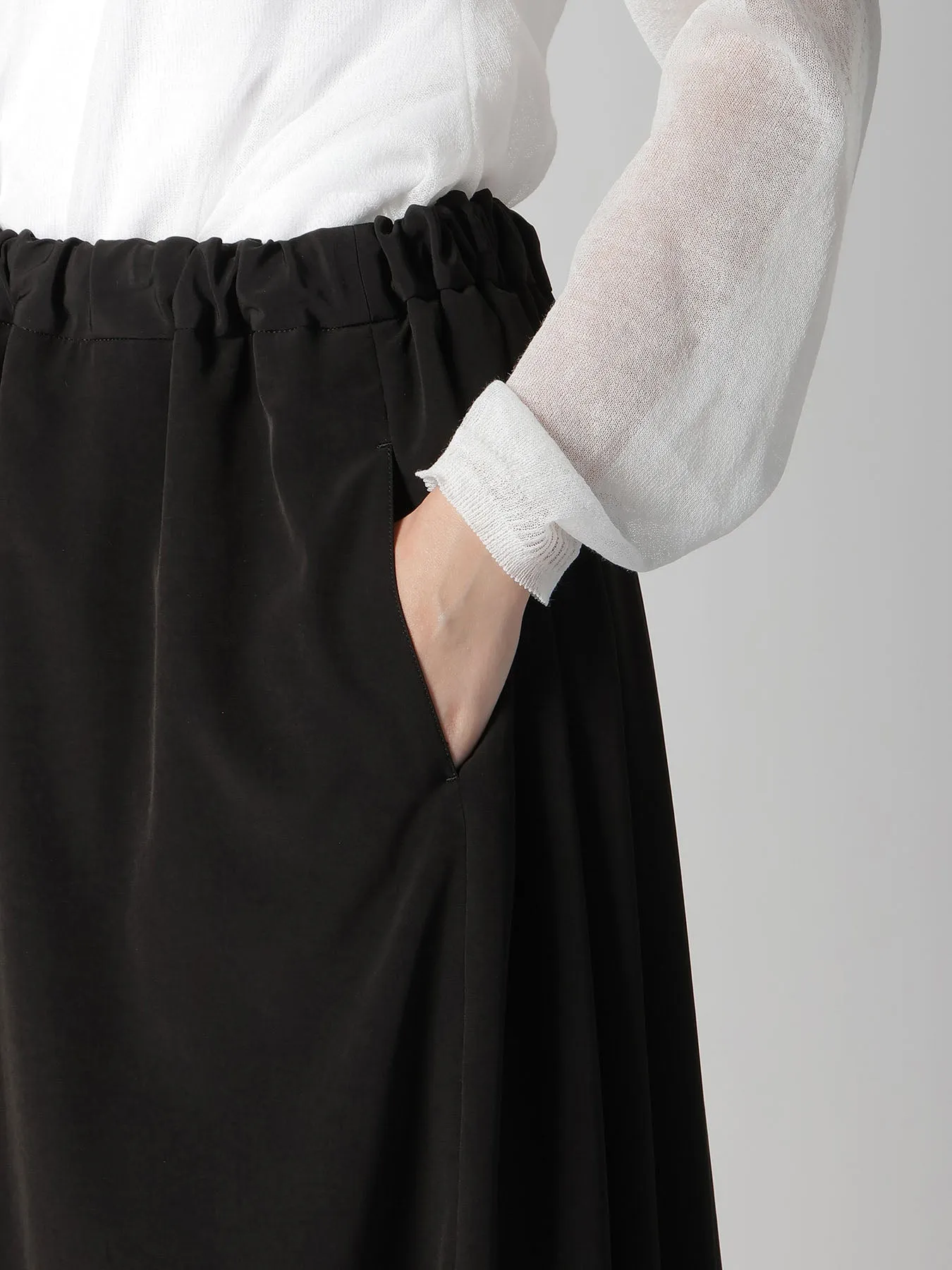 TA/PE SUPER VIYON TUSSER TUCK SKIRT sold by Yohji Yamamoto product image thumbnail 4