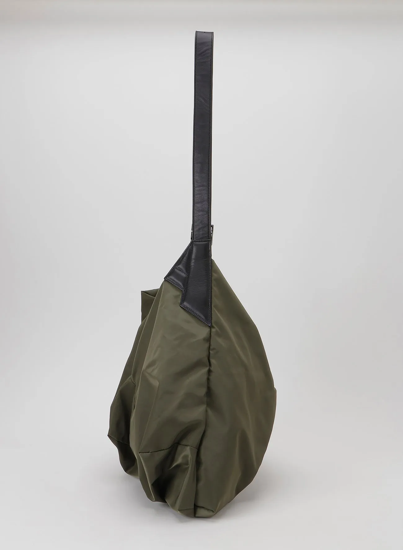 Angular bag(Nylon) sold by Yohji Yamamoto product image thumbnail 4