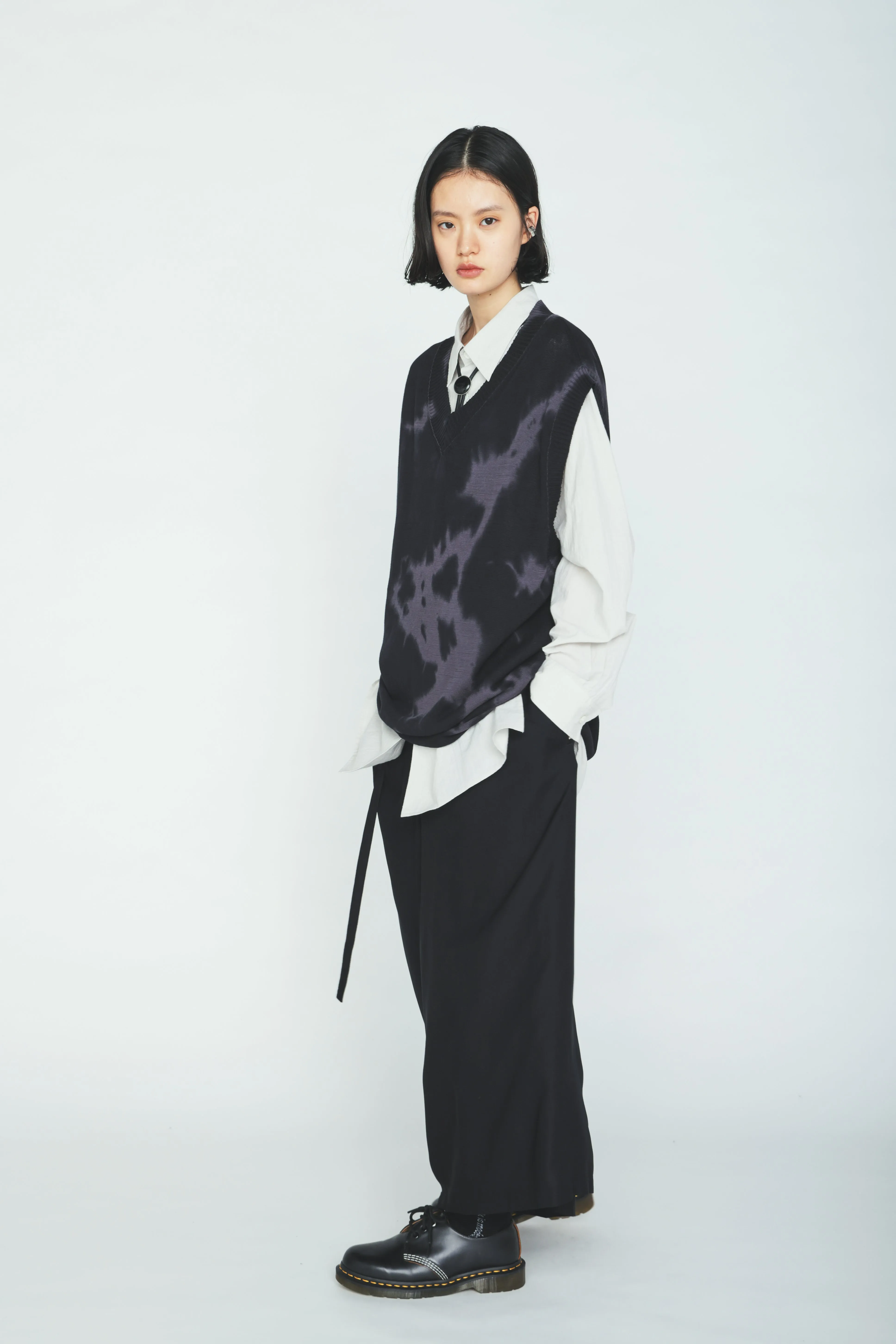 CHUSEN-DYED COMPACT TWIST VEST sold by Yohji Yamamoto product image thumbnail 4