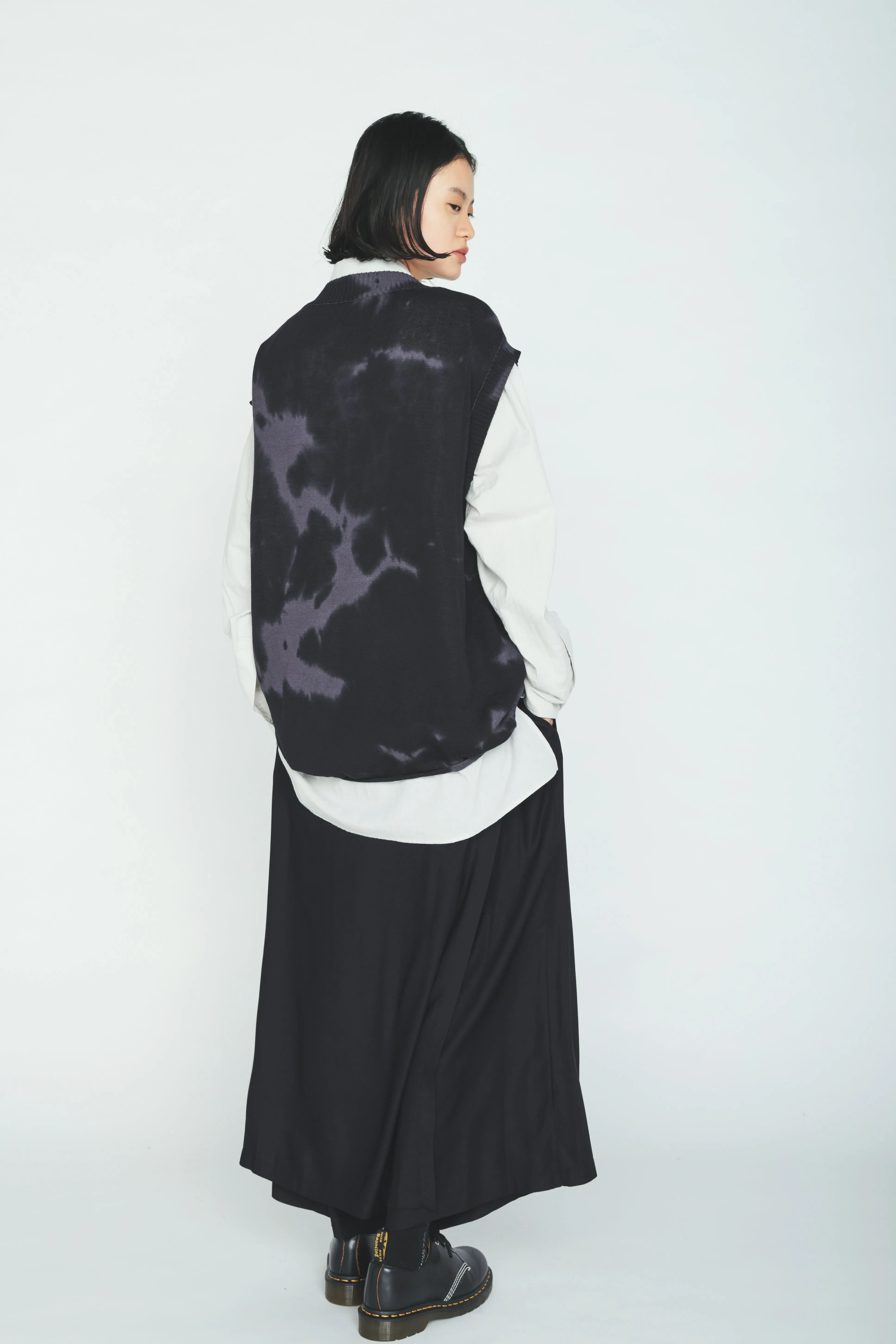 CHUSEN-DYED COMPACT TWIST VEST sold by Yohji Yamamoto product image thumbnail 5