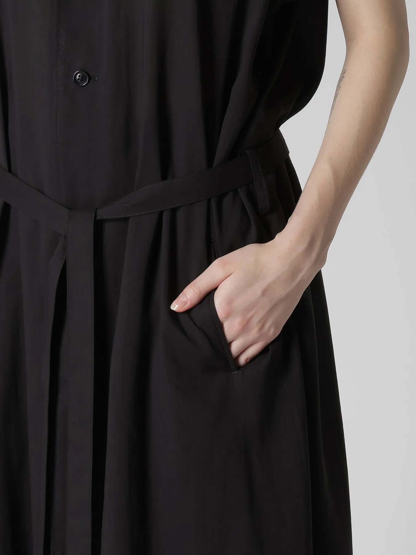 CELLULOSE LAWN BELTED DRESS sold by Yohji Yamamoto product image thumbnail 4