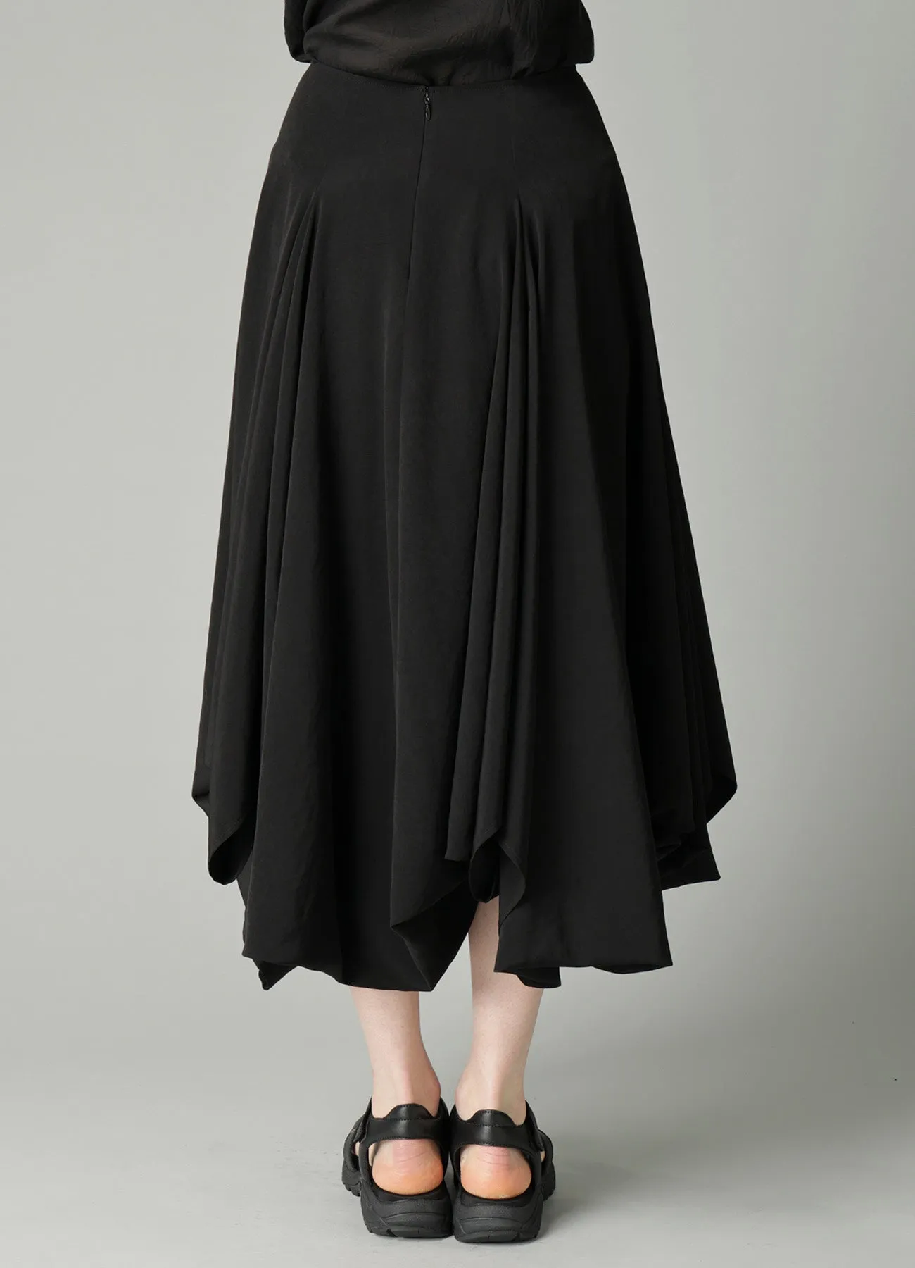 Ta/Pe CREPE DE CHINE PANEL BALLOON SKIRT sold by Yohji Yamamoto product image thumbnail 5