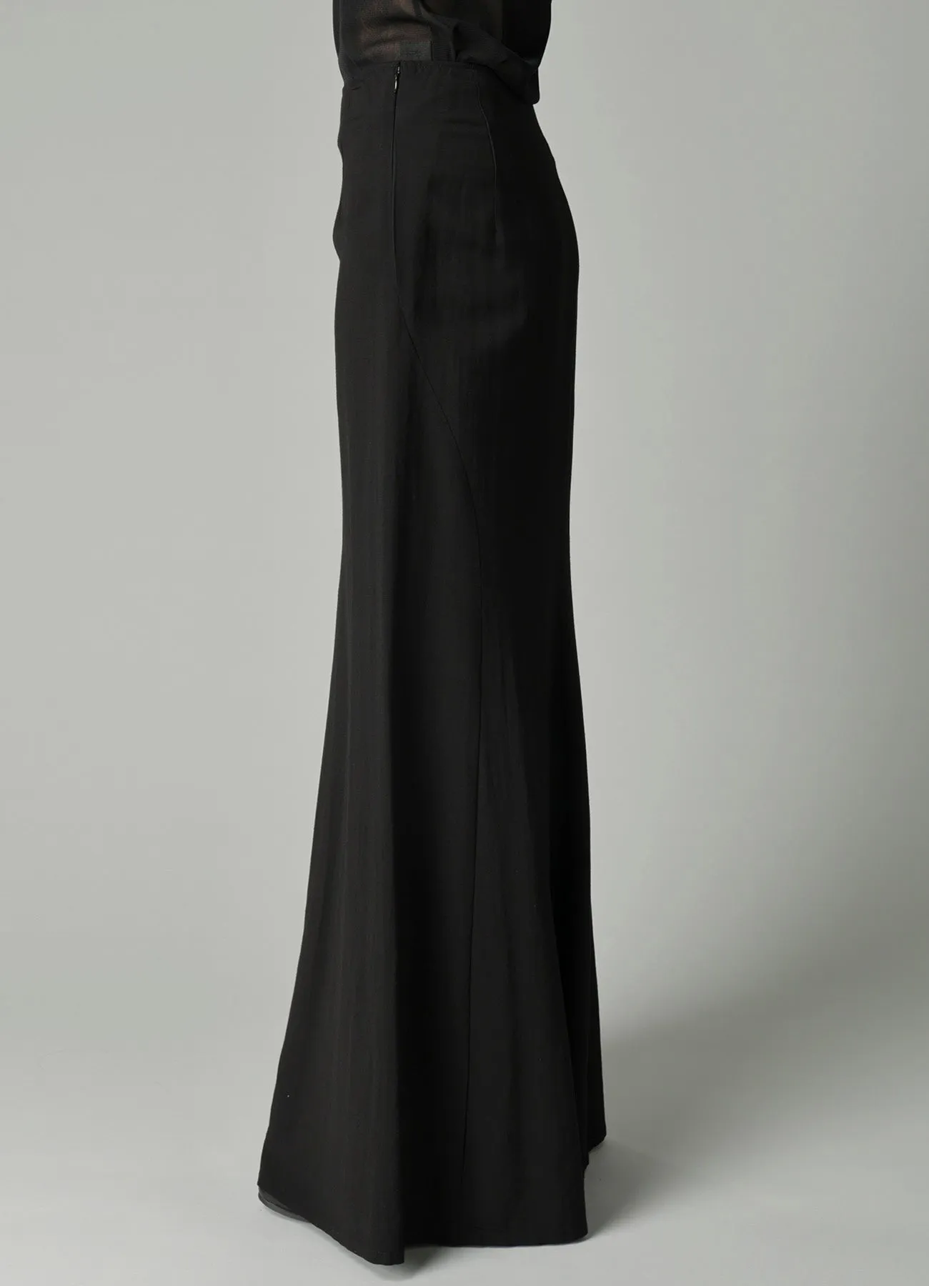 Ry/Li TROPICAL DIAGONAL CUTTING LONG SKIRT sold by Yohji Yamamoto product image thumbnail 4