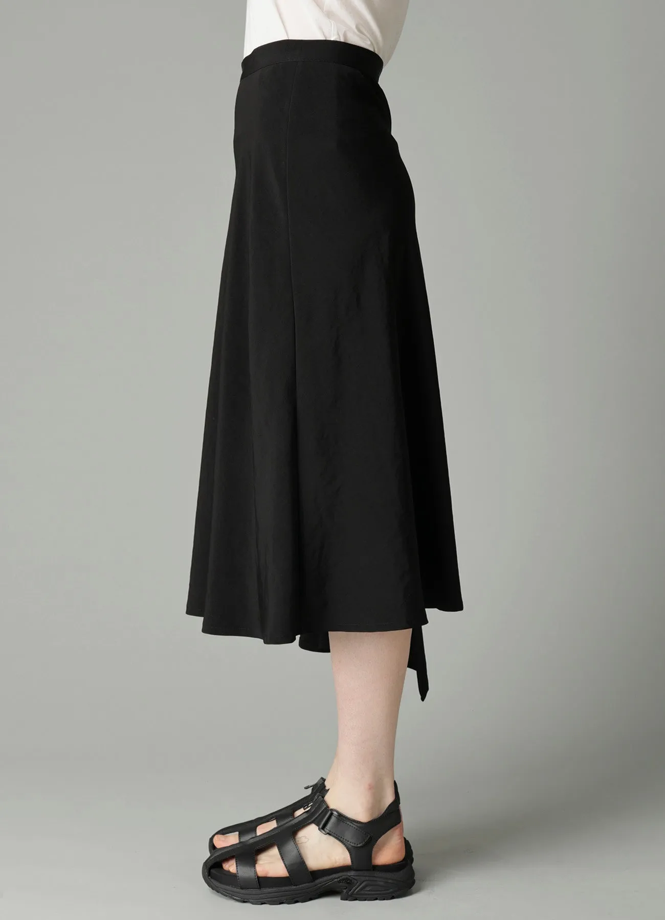 Ta/Pe CREPE DE CHINE FLARE WRAP SKIRT sold by Yohji Yamamoto product image thumbnail 4