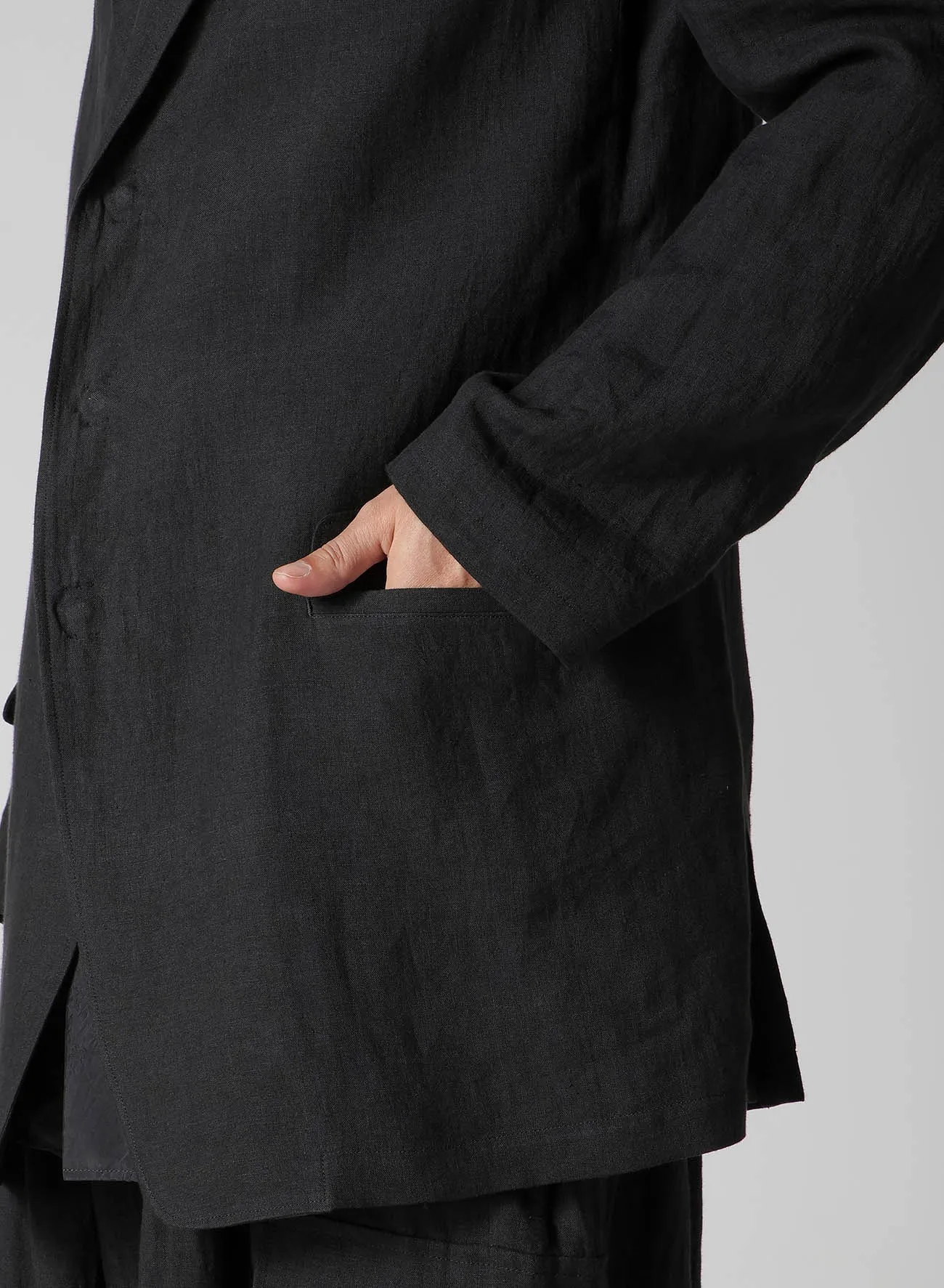 LINEN CLOTH FRONT EDGE 3SNAP BOTTON JACKET sold by Yohji Yamamoto product image thumbnail 5