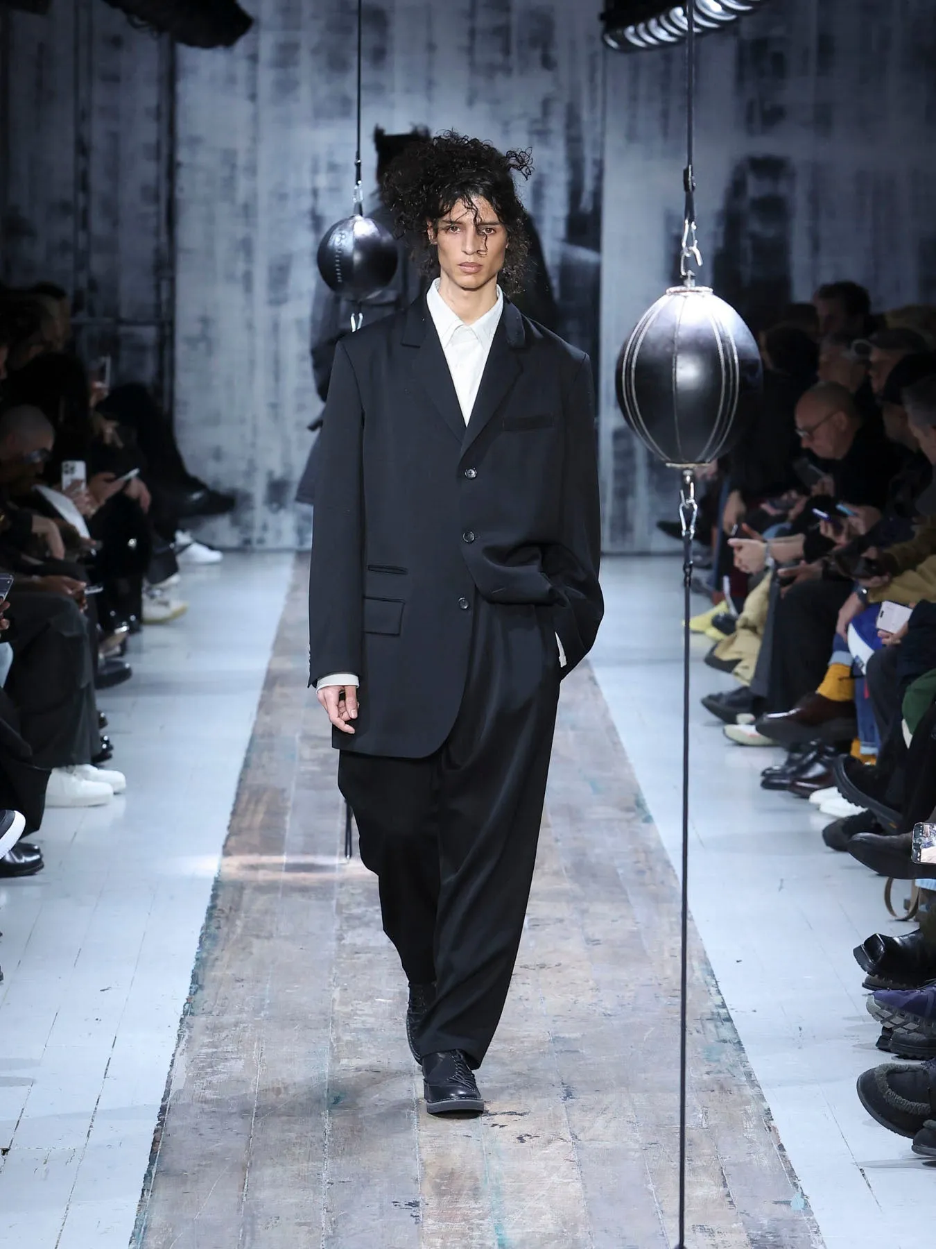 W TUXEDO 3BUTTONS SINGLE JACKET sold by Yohji Yamamoto product image thumbnail 2