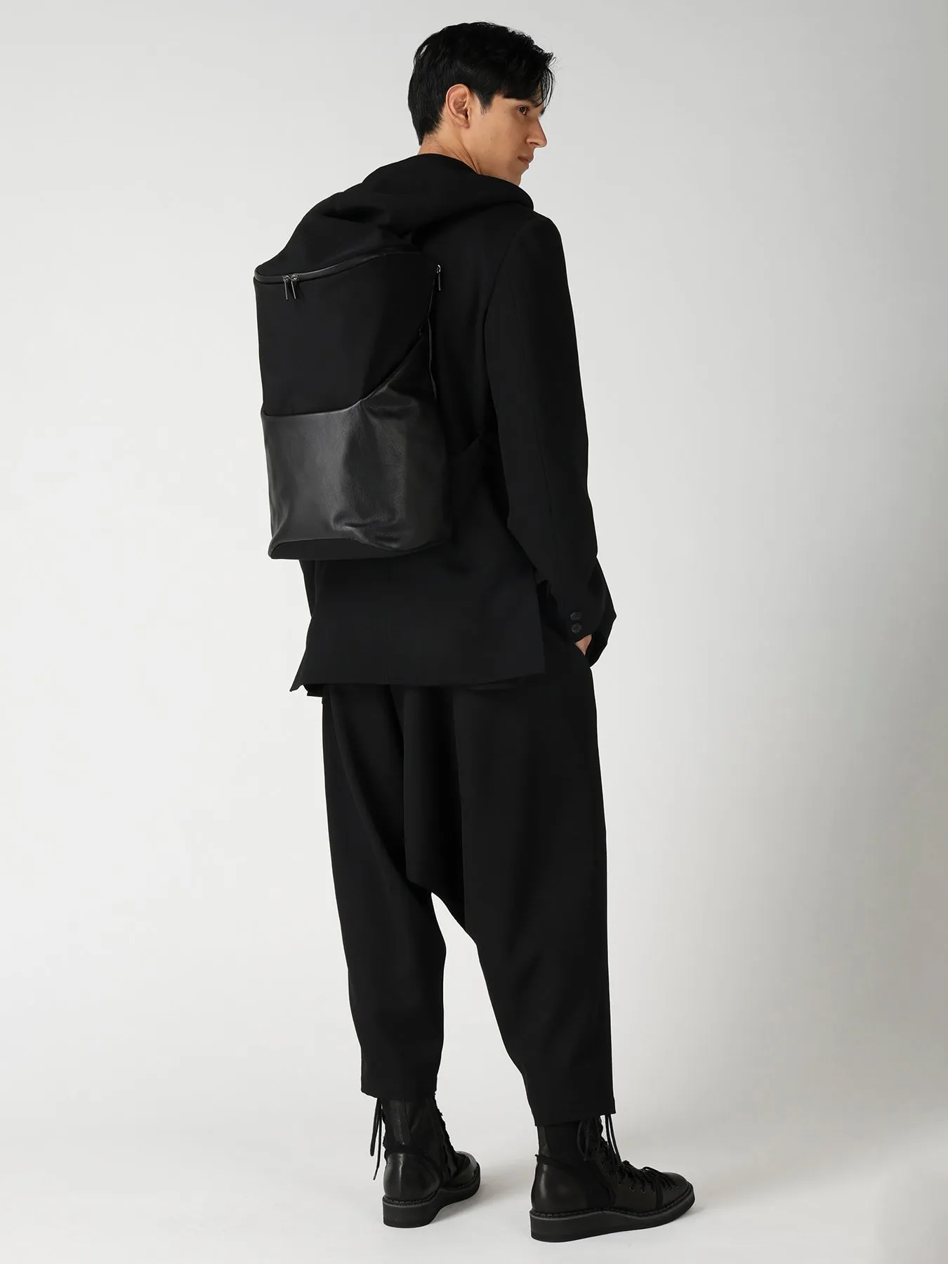 GB/LEA/NY-A TOP DRAPE BACKPACK sold by Yohji Yamamoto product image thumbnail 2