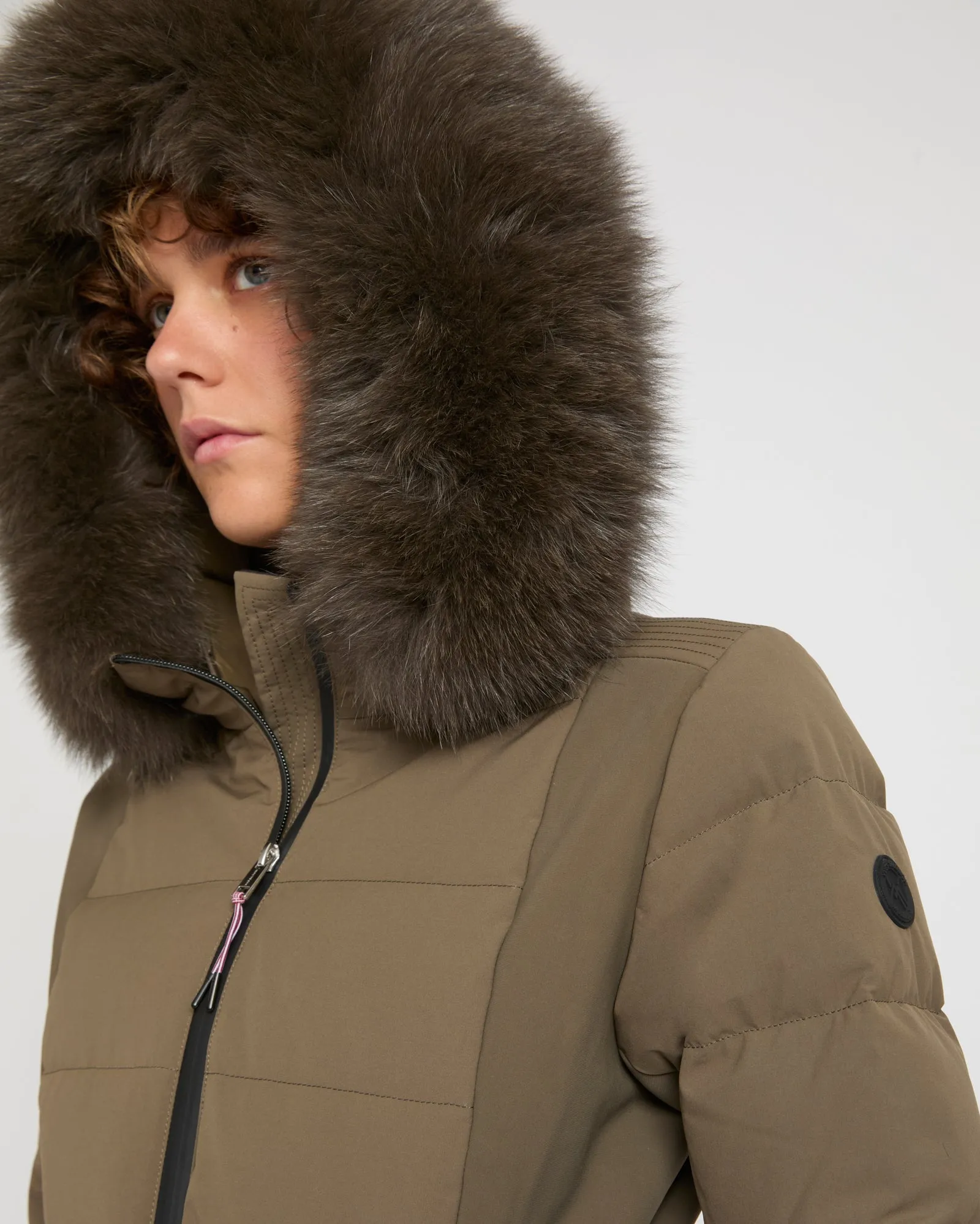 Veste de ski ceinturée en mix de tissus avec fourrure de renard imperméable sold by Yves Salomon product image thumbnail 2