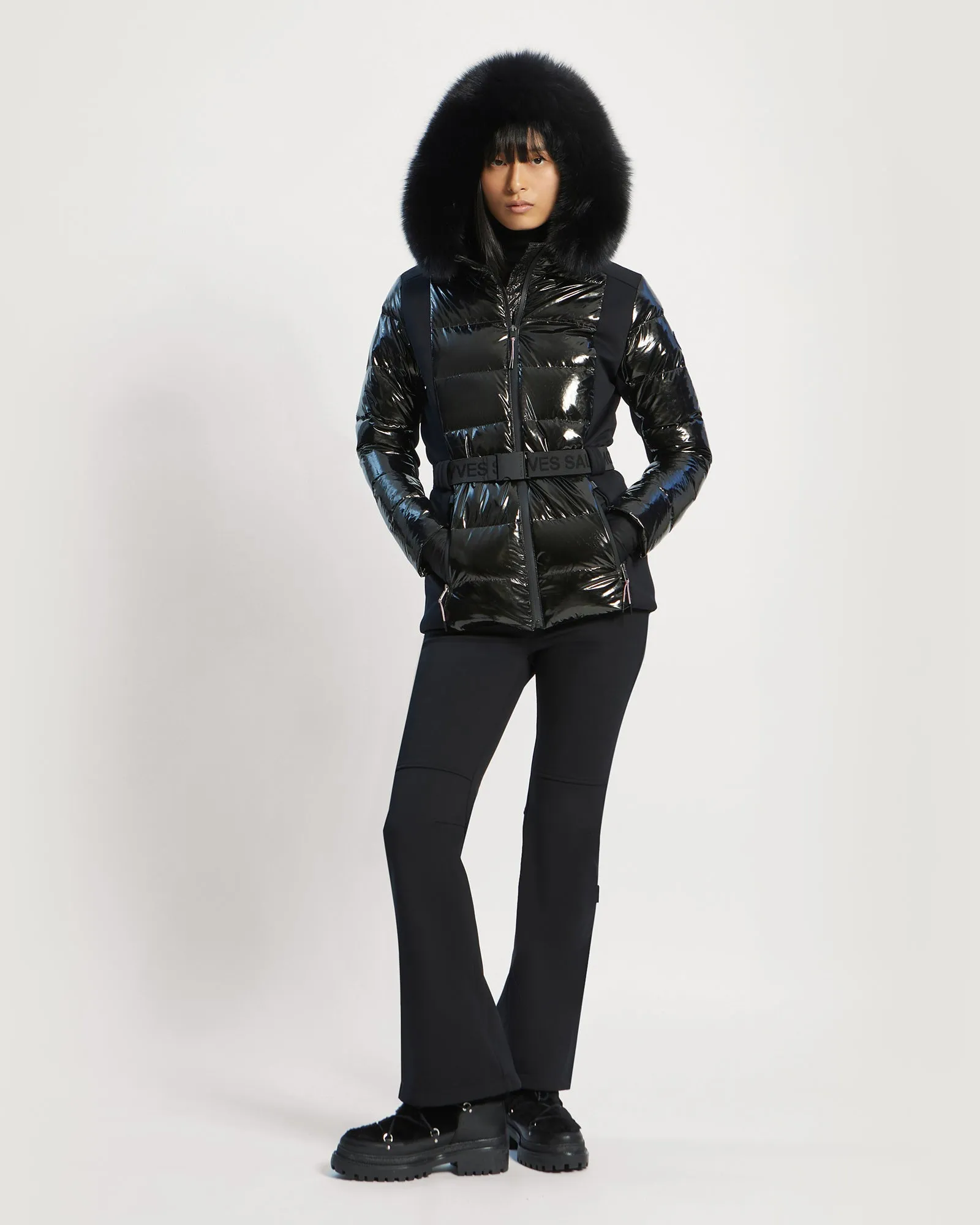 Veste de ski avec capuche en fourrure de renard imperméable sold by Yves Salomon product image thumbnail 3