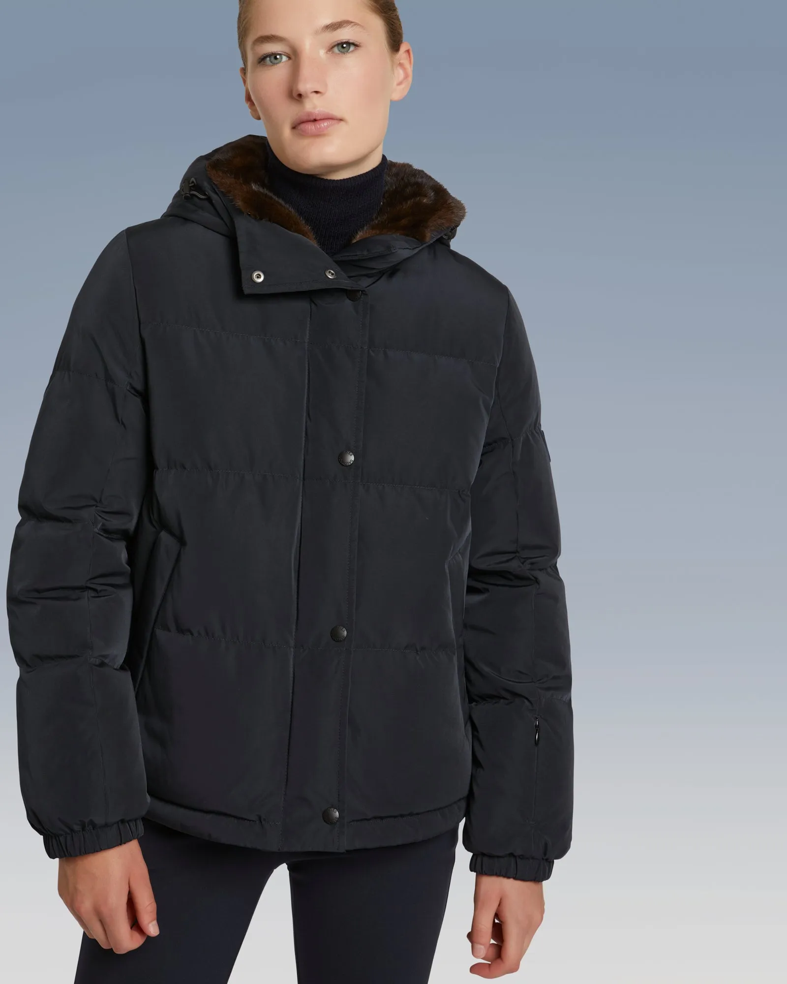 Doudoune courte skiwear avec fourrure de vison imperméable sold by Yves Salomon product image thumbnail 4