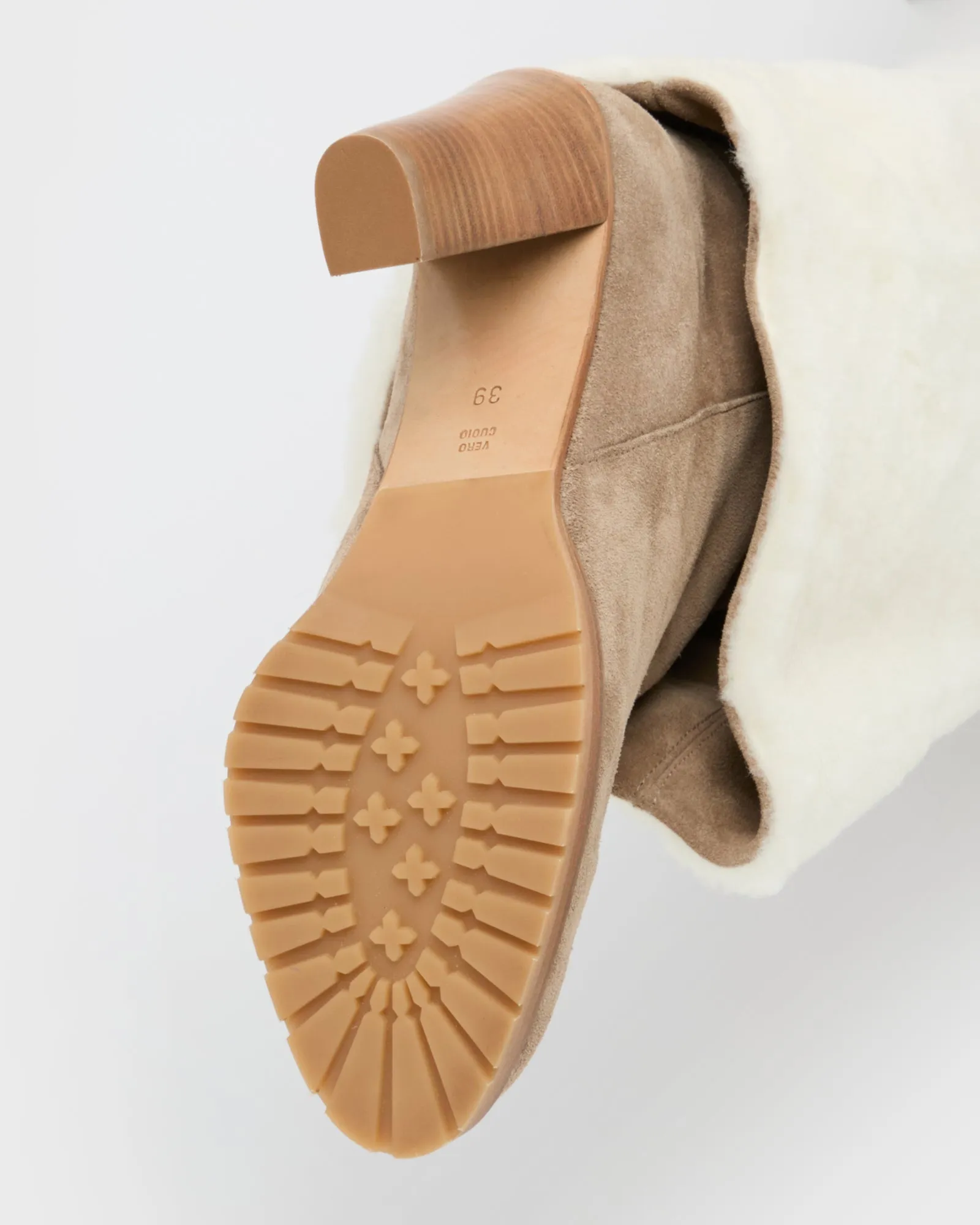 Bottes à talons en peau lainée d'agneau Mérinos sold by Yves Salomon product image thumbnail 4