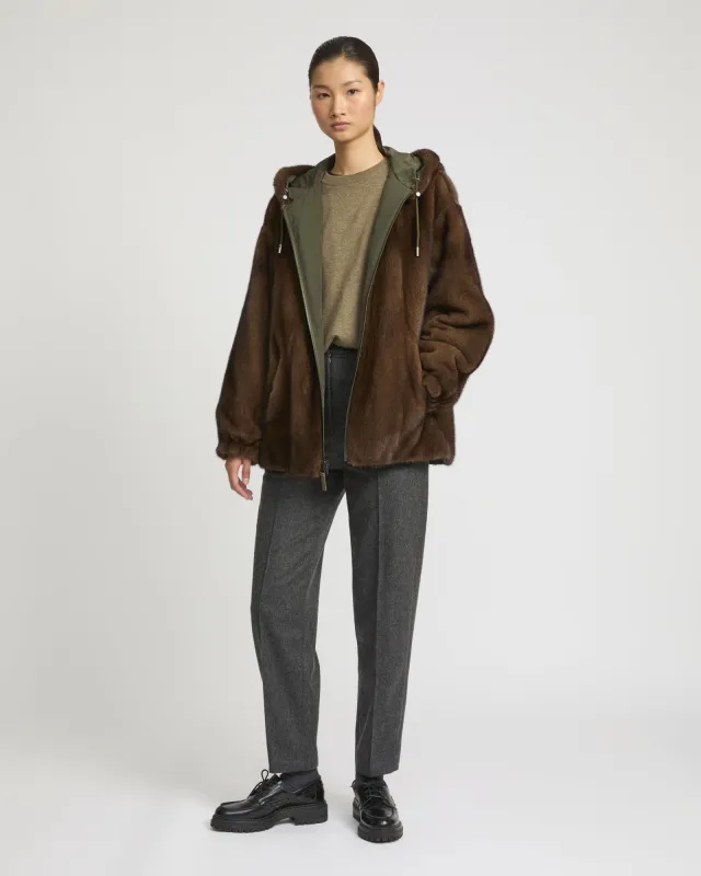 Parka style hoodie en tissu technique réversible fourrure de vison sold by Yves Salomon