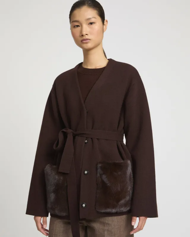 Veste ceinturée en maille et fourrure de vison sold by Yves Salomon