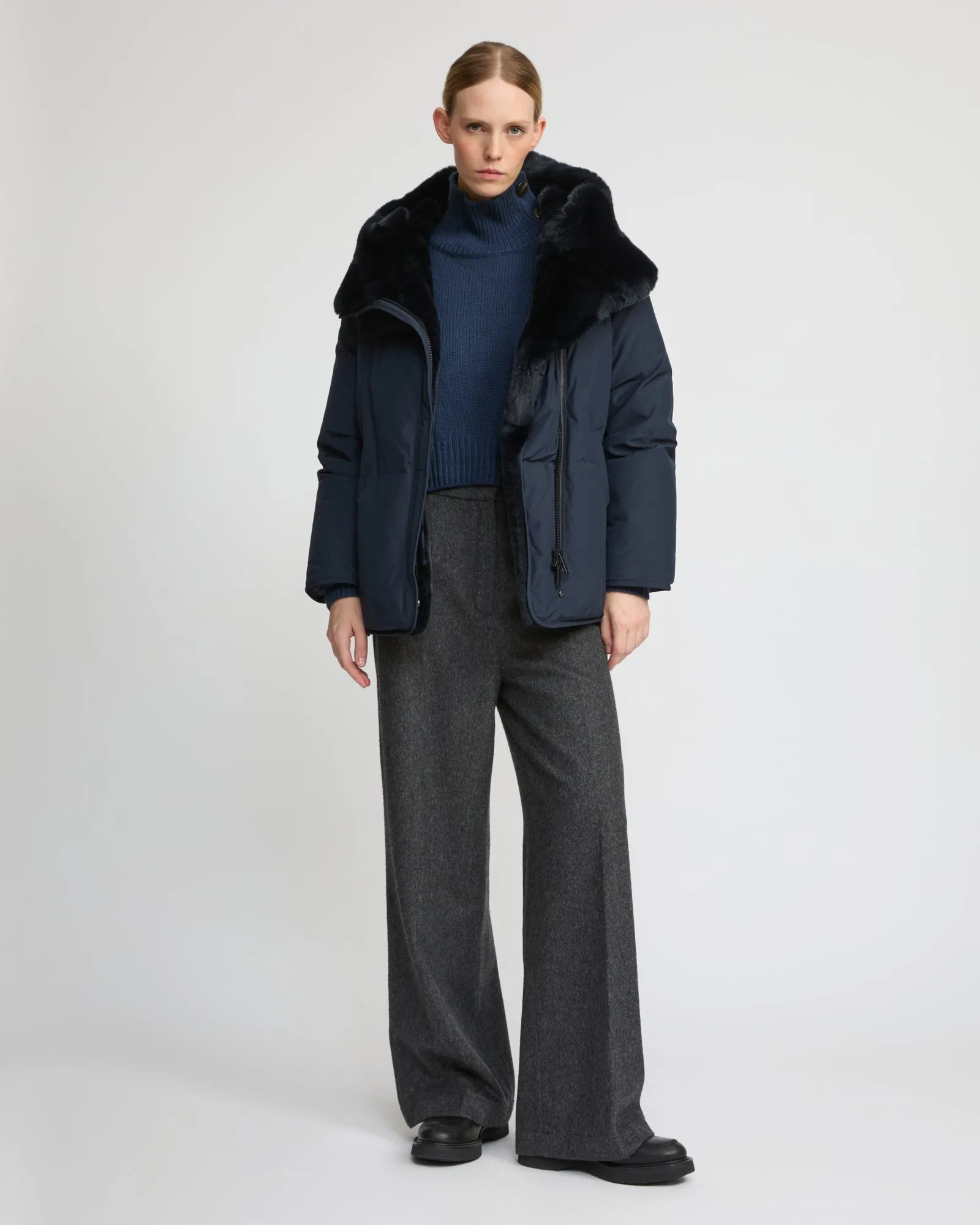 Doudoune courte garniture fourrure de lapin rex sold by Yves Salomon product image thumbnail 3