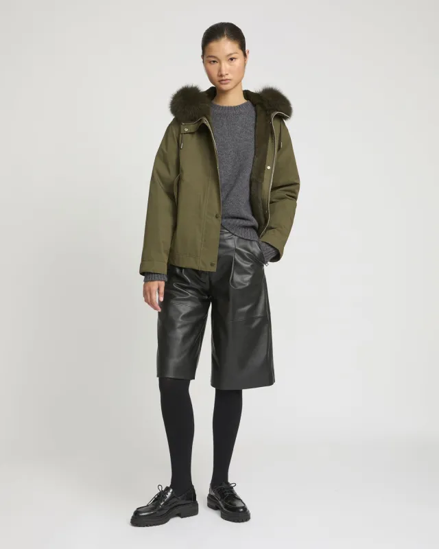 Parka courte en coton imperméable avec fourrure de renard et lapin sold by Yves Salomon