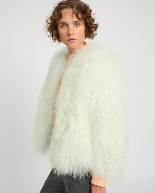 Veste courte en agneau de Mongolie sold by Yves Salomon