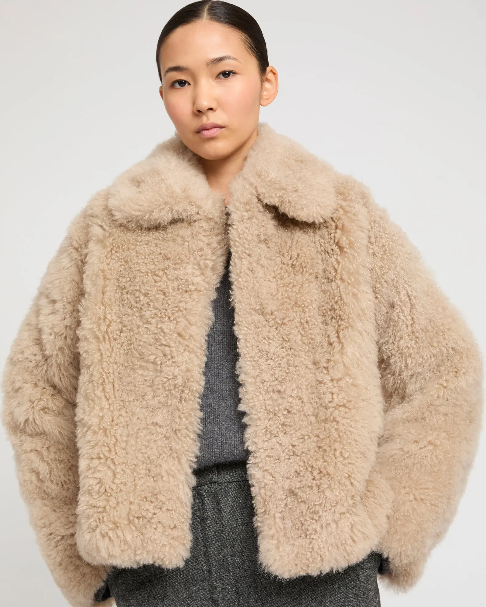 Veste en agneau cachemire et maille Mérinos sold by Yves Salomon