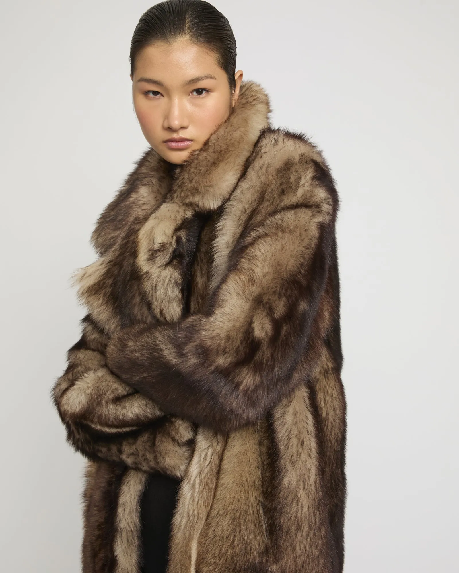 Manteau long réversible en peau lainée d'agneau Toscane Folk sold by Yves Salomon product image thumbnail 3