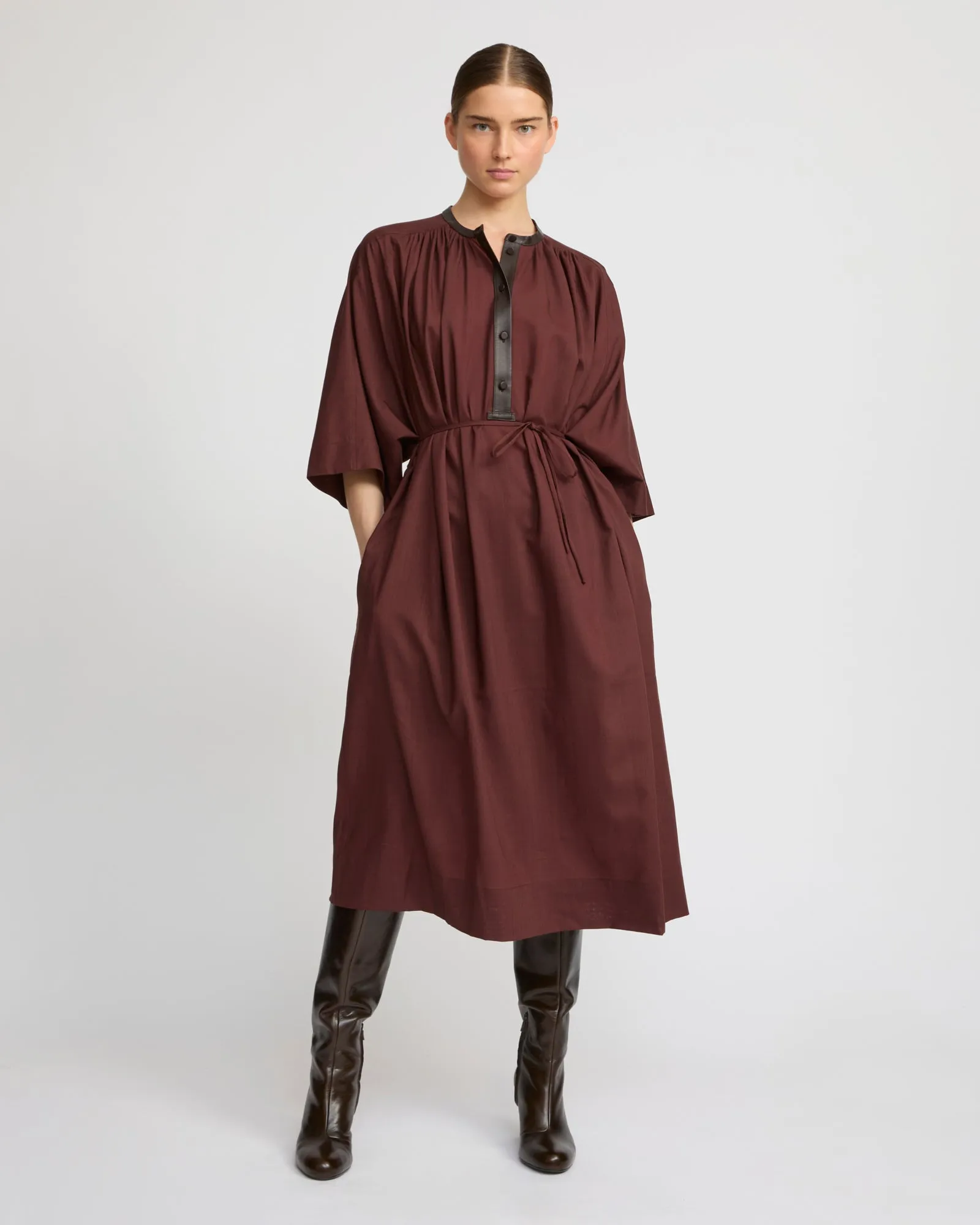 Robe kaftan en voile de laine sold by Yves Salomon