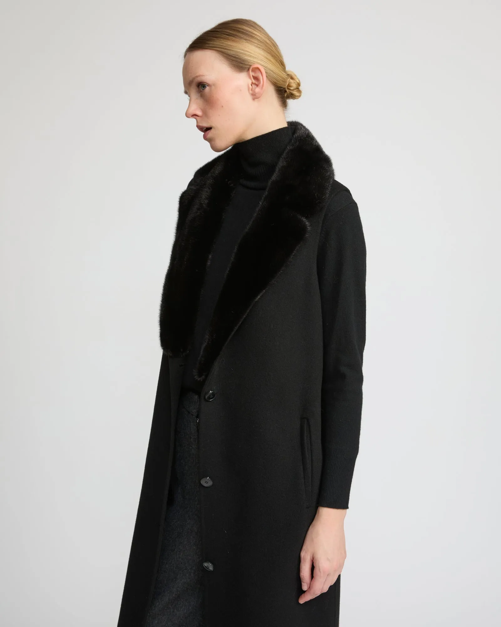 Gilet long en lainage cachemire et col amovible en fourrure de vison sold by Yves Salomon product image thumbnail 3