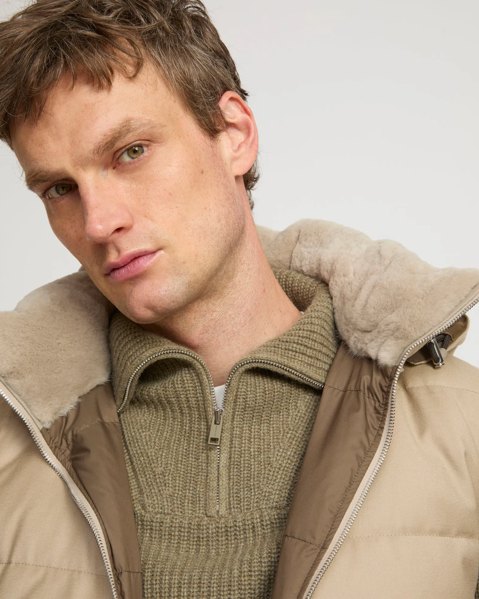 Gilet doudoune en tissu imperméable Loro Piana avec col en fourrure de vison sold by Yves Salomon product image thumbnail 2