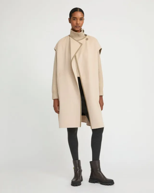 Cape ceinturée en lainage cachemire double face sold by Yves Salomon