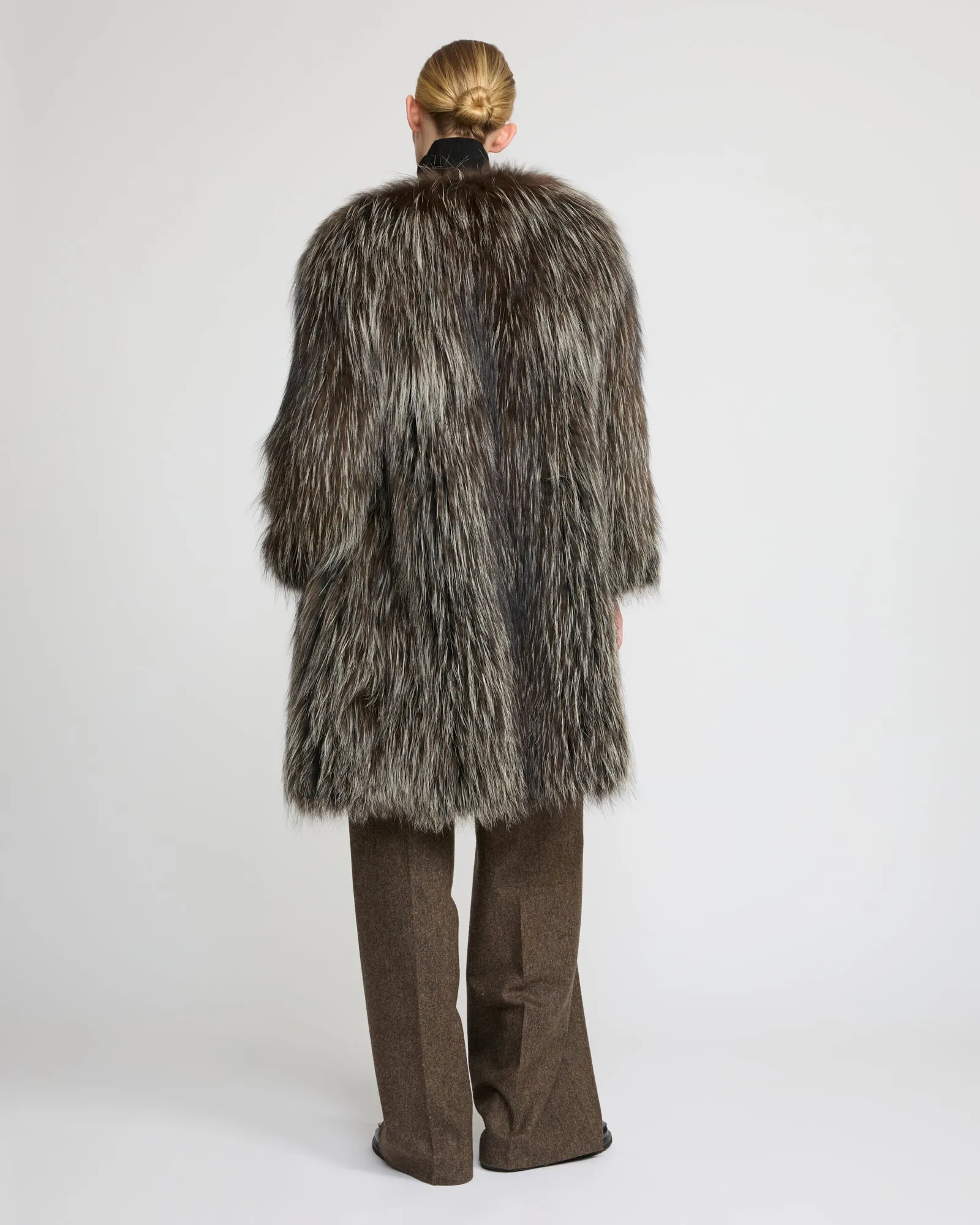 Veste longue en fourrure de renard tricoté sold by Yves Salomon product image thumbnail 4