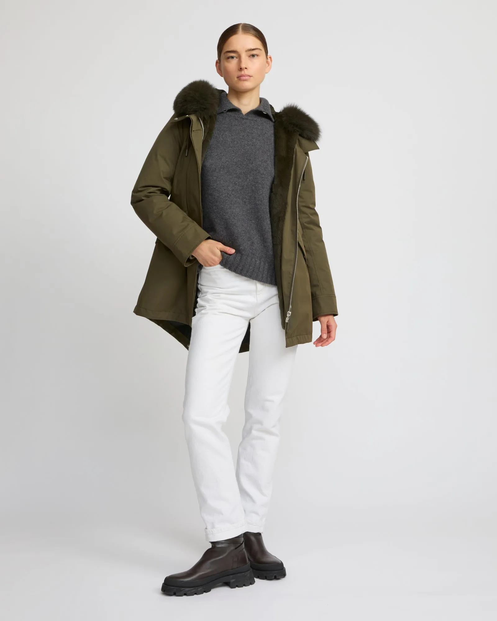 Parka Iconique courte en coton mélangé imperméable avec fourrure de renard et lapin sold by Yves Salomon product image thumbnail 3