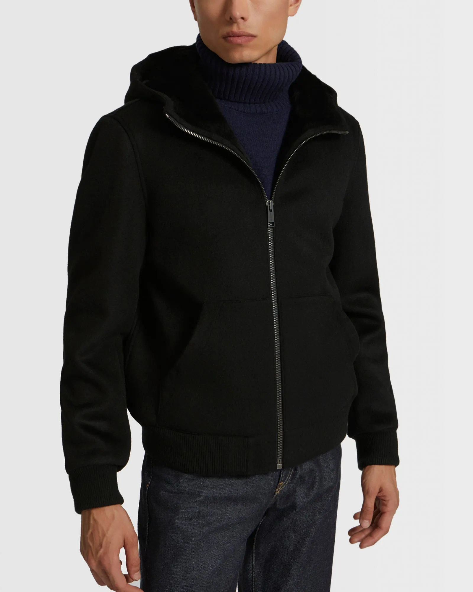 Hoodie en tissu double face laine cachemire et peau lainée sold by Yves Salomon product image thumbnail 4