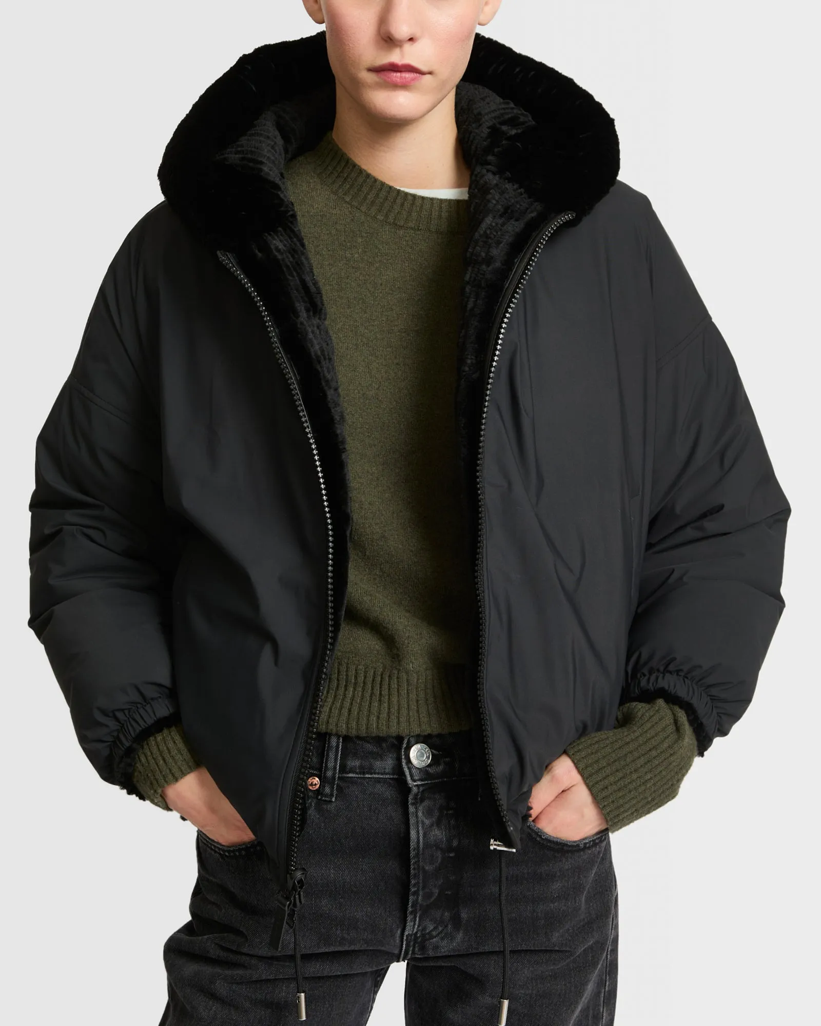 Doudoune courte réversible à capuche en lapin rex cotelé et tissu technique sold by Yves Salomon product image thumbnail 4