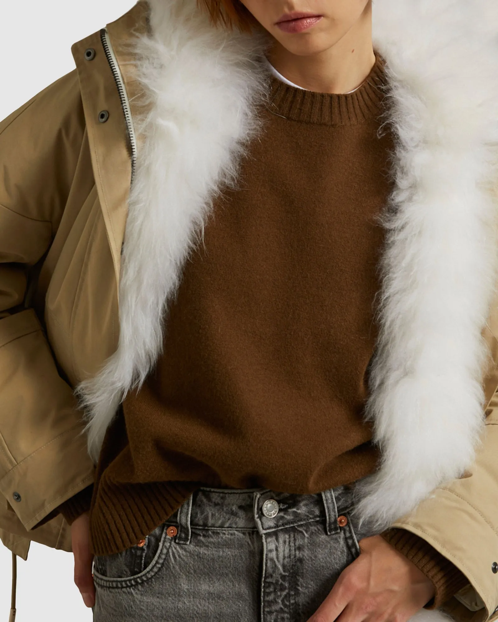 Parka courte en tissu technique déperlant et agneau sold by Yves Salomon product image thumbnail 3