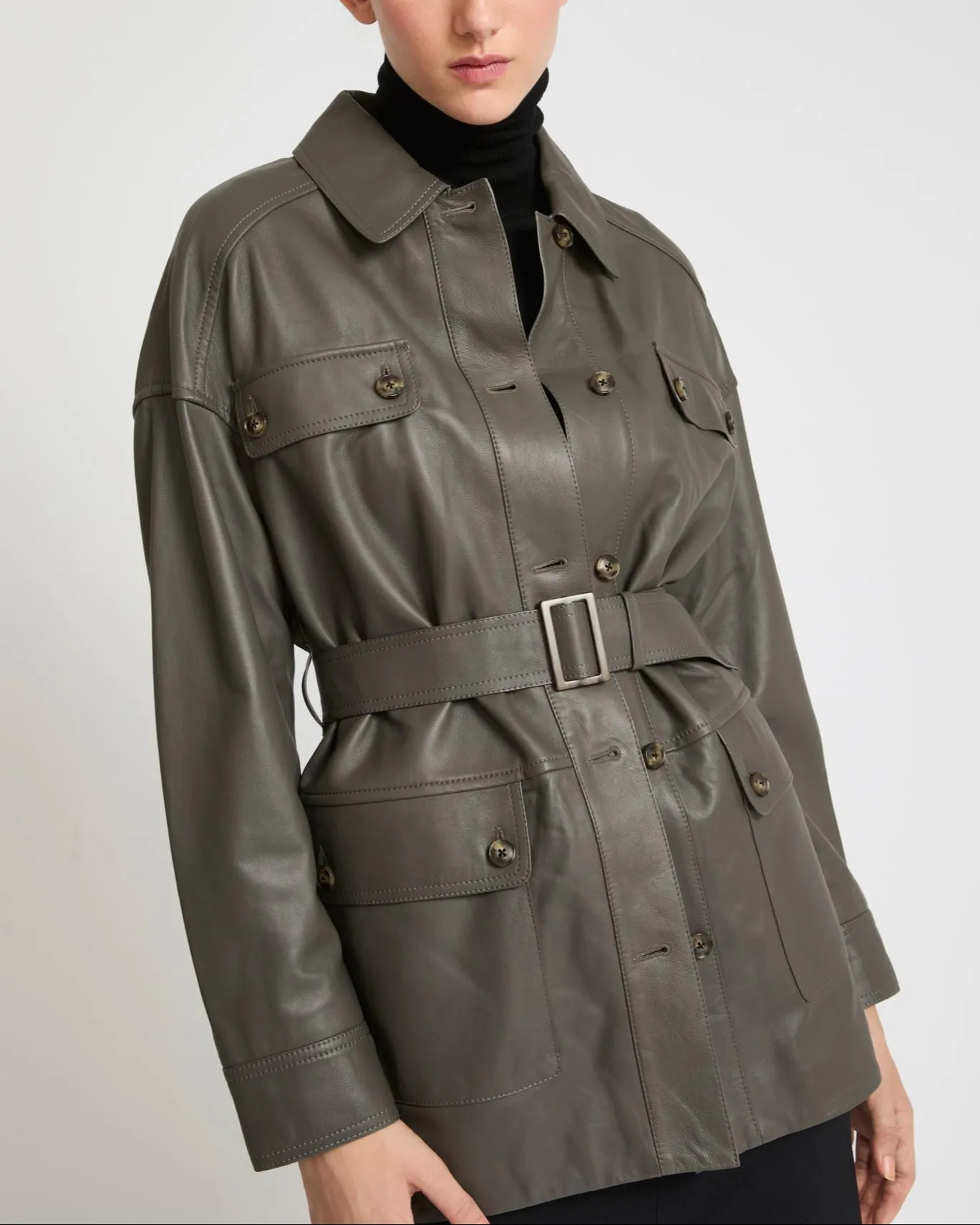 Saharienne ceinturée en cuir d'agneau sold by Yves Salomon product image thumbnail 2