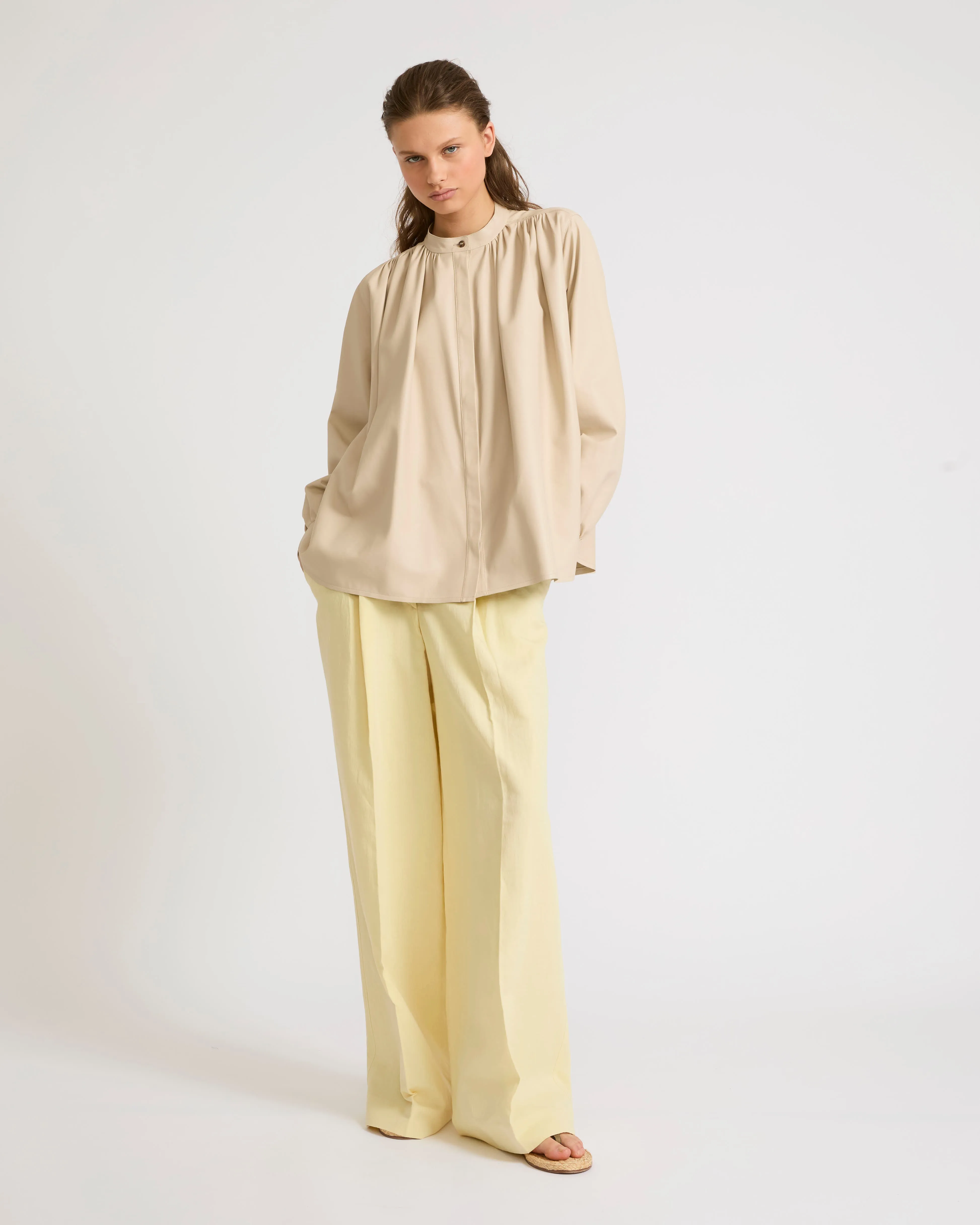 Chemise à plis en cuir d'agneau fin sold by Yves Salomon product image thumbnail 2