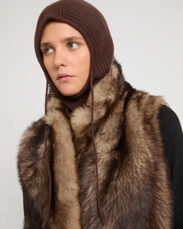 Cagoule en maille 100% cachemire sold by Yves Salomon