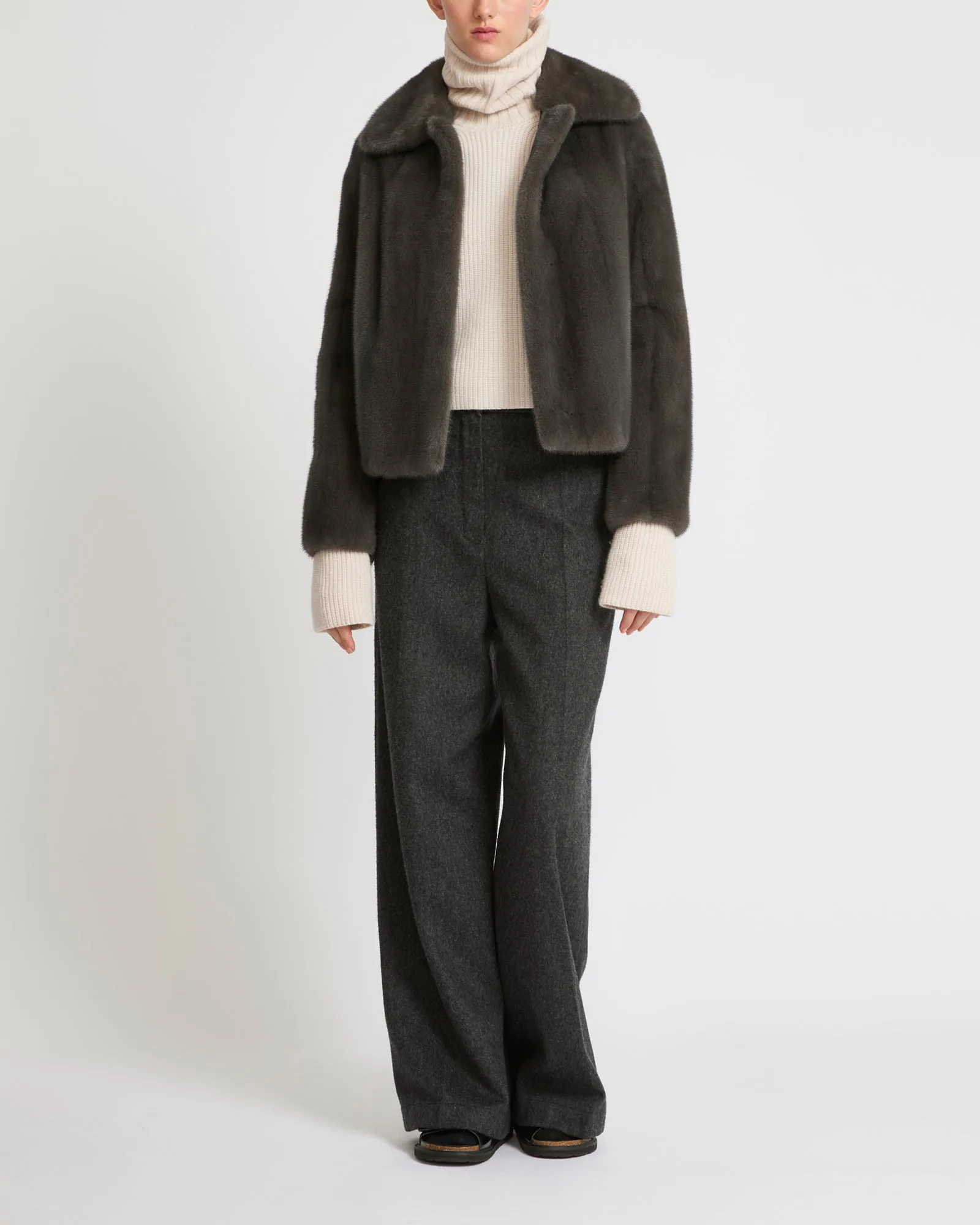 Veste courte en fourrure de vison à poils longs sold by Yves Salomon product image thumbnail 4