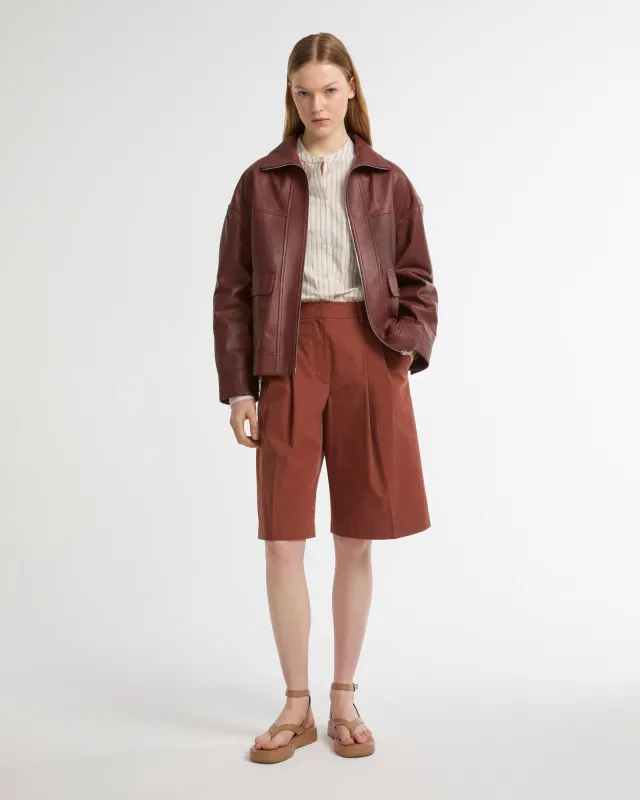 Veste courte en cuir d'agneau made by Yves Salomon